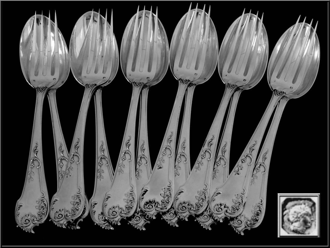 Roussel Antique French Sterling Silver Dinner Flatware Set 12 Pieces Rococo In Good Condition For Sale In TRIAIZE, PAYS DE LOIRE