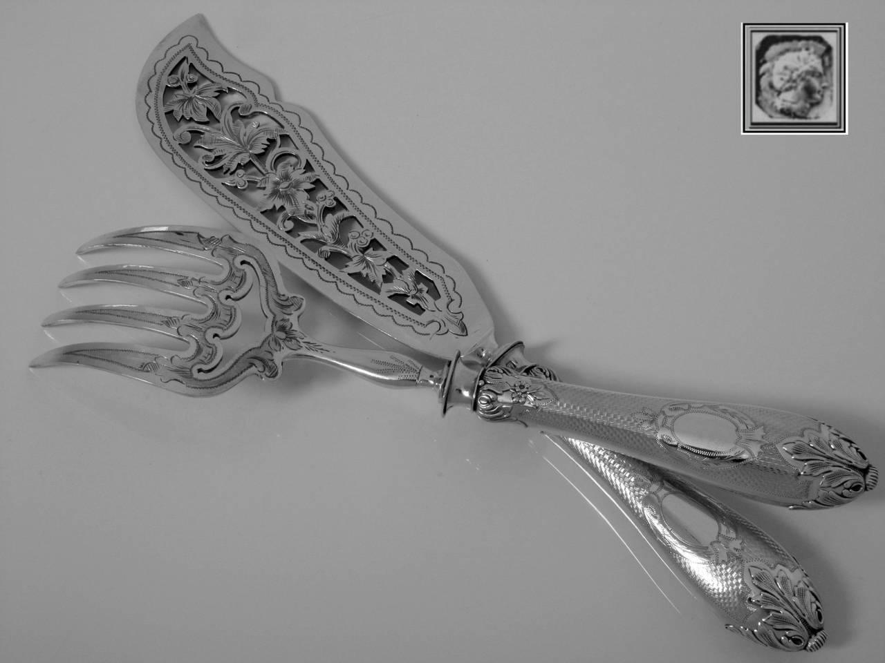 Antique French Sterling Silver Fish Server Set of Two Pieces with Original Box For Sale 2