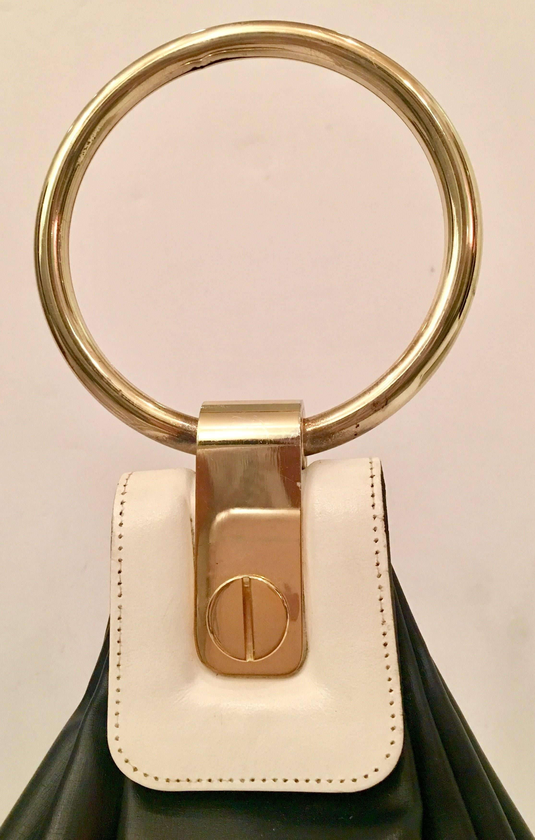 Morris Moskowitz Leather Color Block Gold Ring Bucket Handbag In Excellent Condition In West Palm Beach, FL