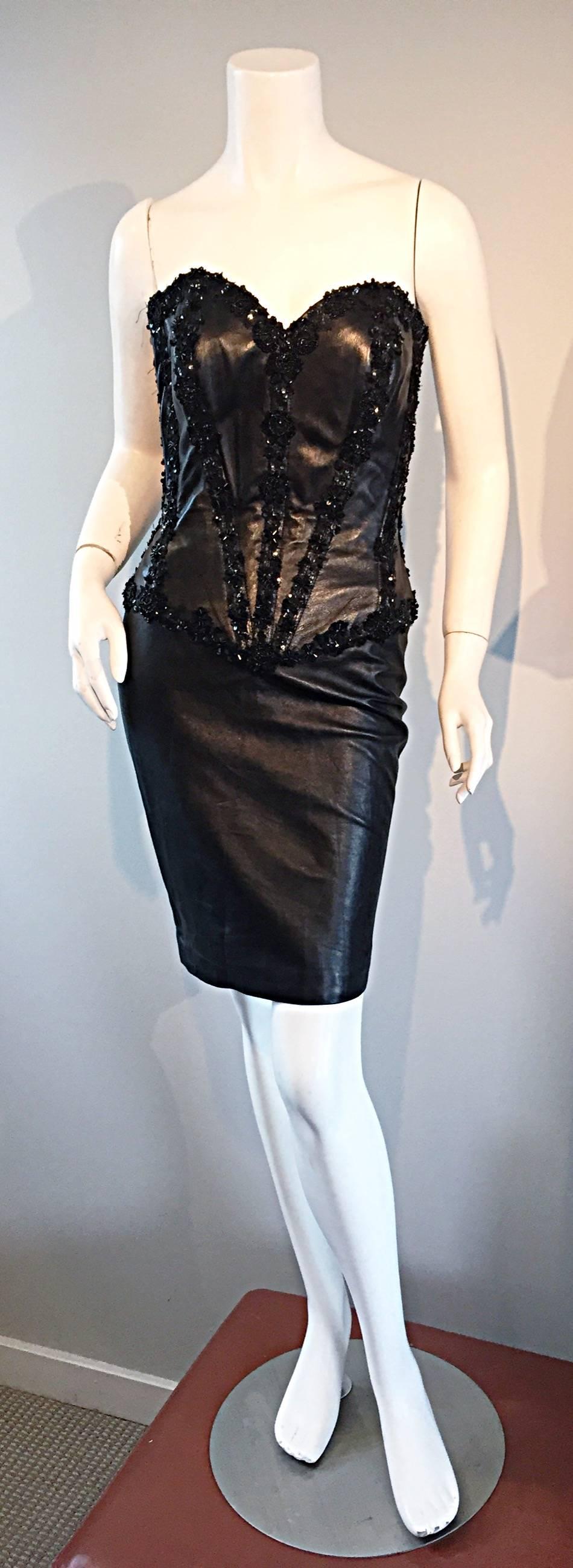Rare, and super sexy vintage VICKY TIEL COUTURE black leather corseted strapless dress! Vicky Tiel was the premiere costume designer for the 1990s movie, 