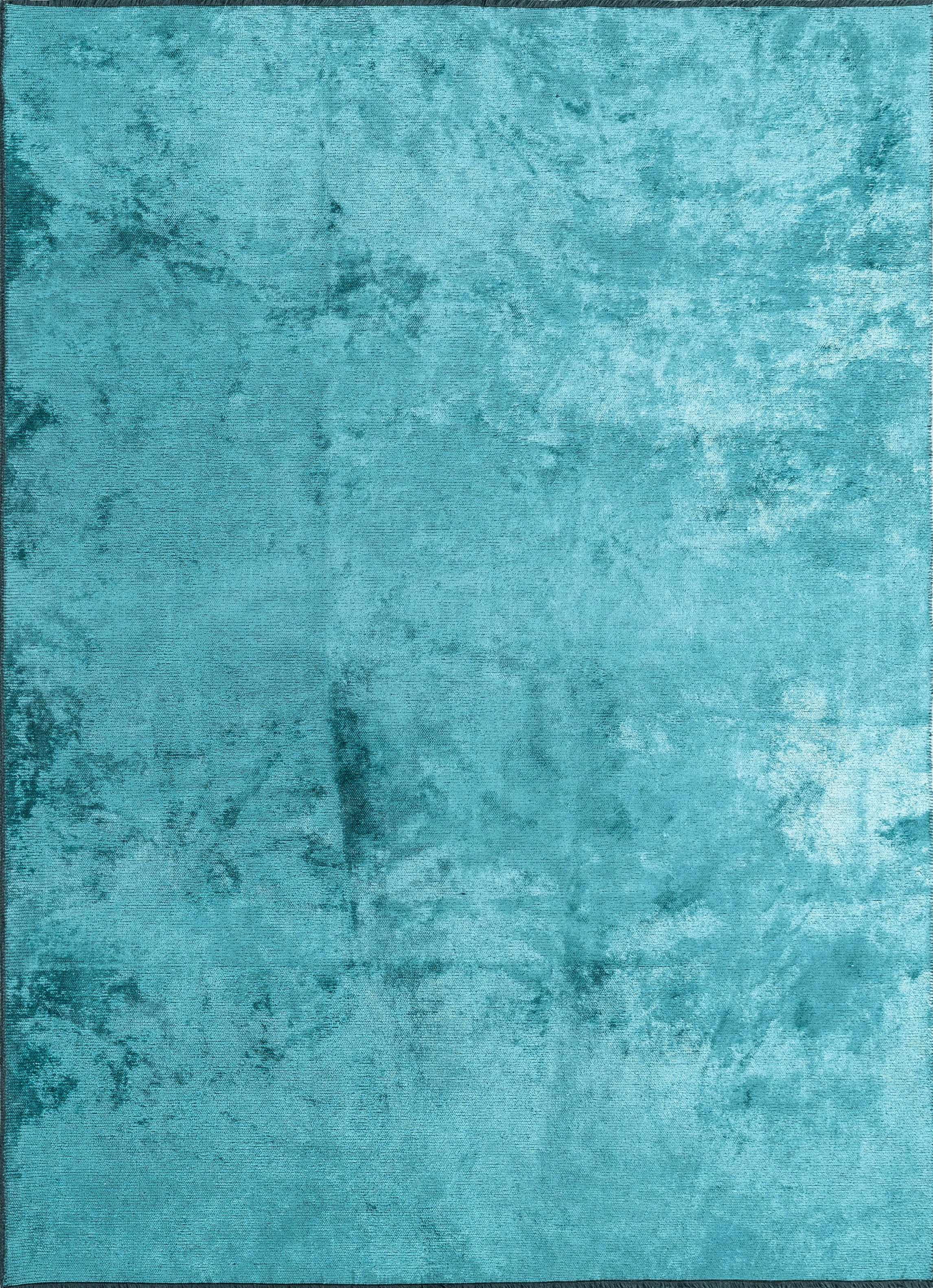 For Sale:  (Green) Modern Solid Color Luxury Area Rug