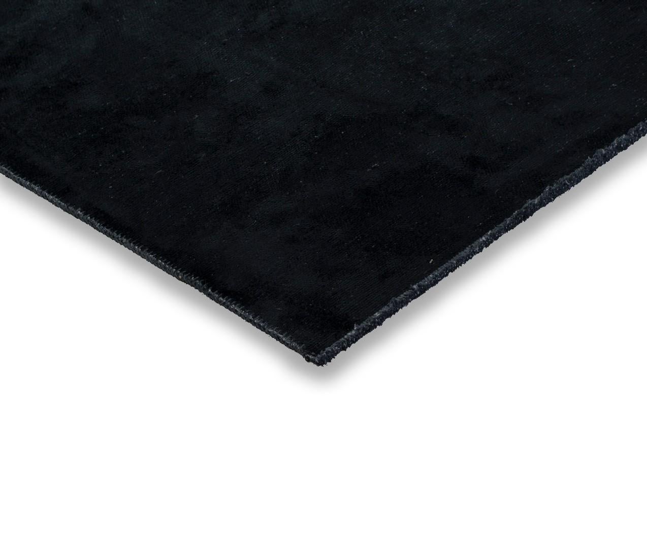 Im Angebot: Modern Solid Color Luxury Area Rug,  (Schwarz) 6