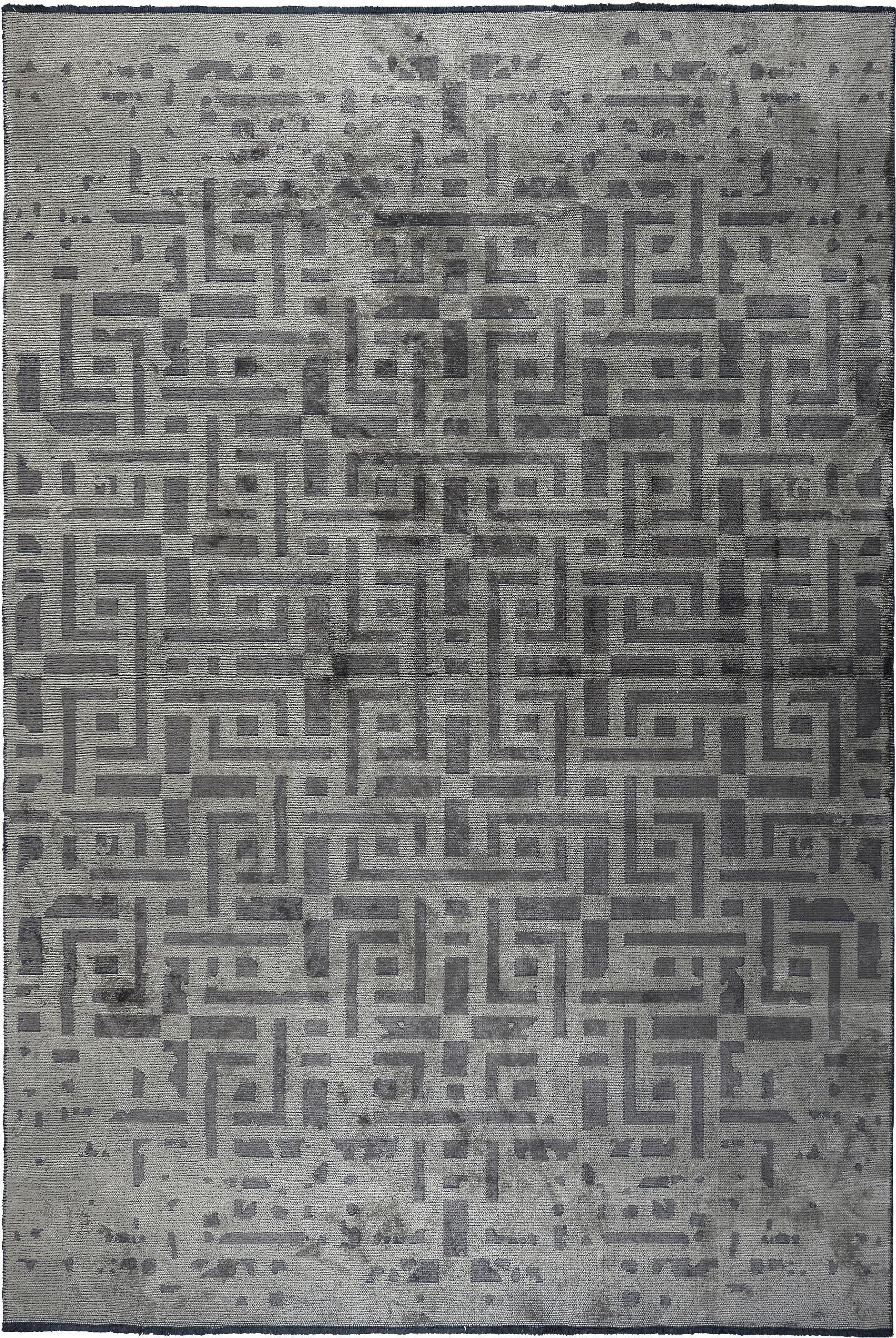 For Sale:  (Gray) Contemporary Geometric Luxury Hand-Finished Area Rug
