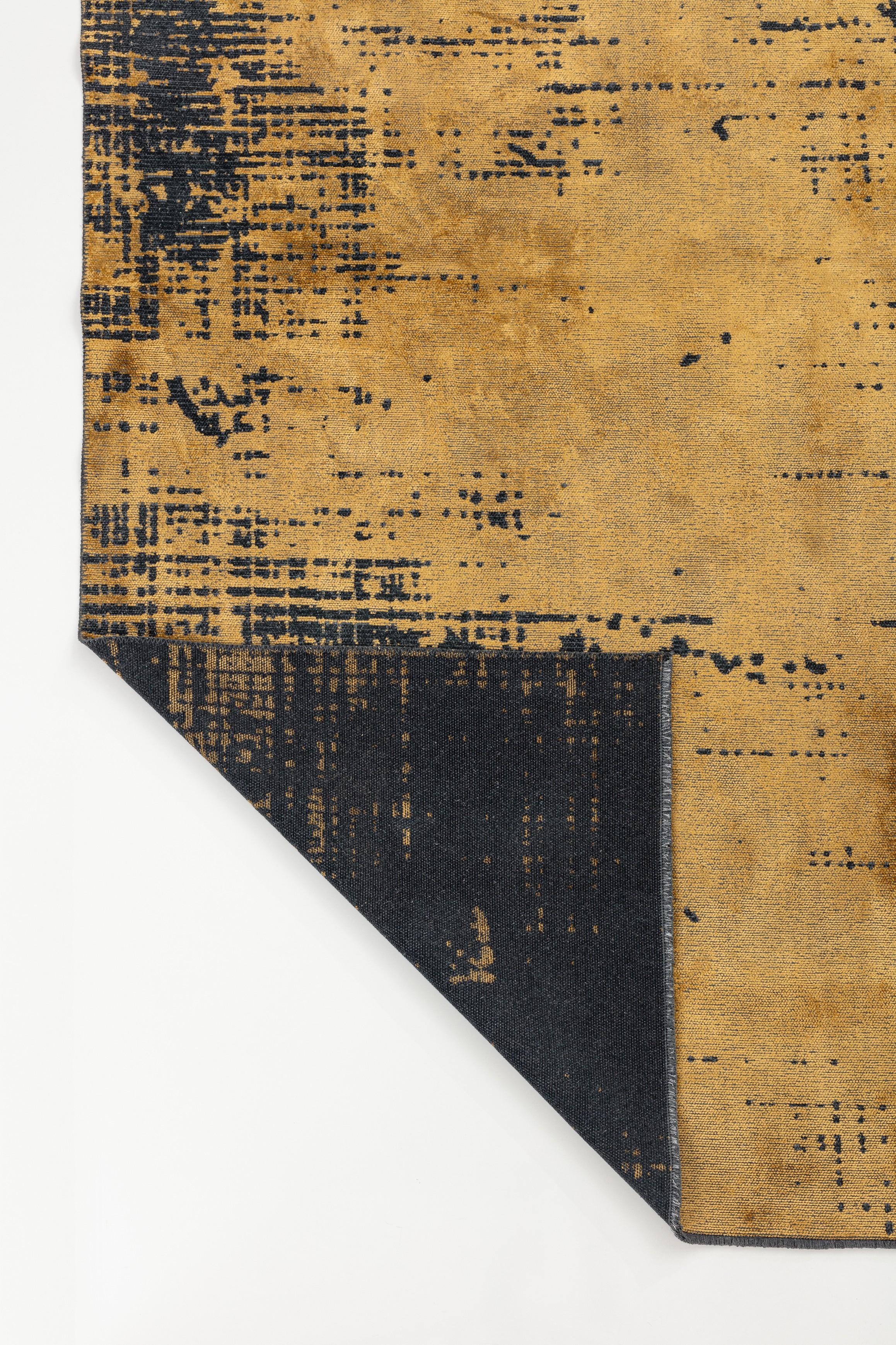 Im Angebot: Moderner luxuriöser Camouflage-Teppich,  (Gold) 3