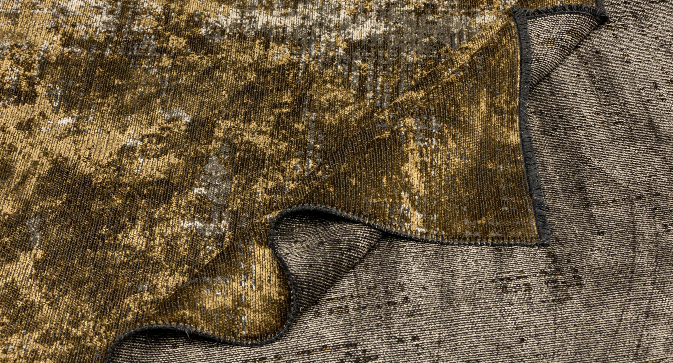 Im Angebot: Moderner luxuriöser Camouflage-Teppich,  (Beige) 2