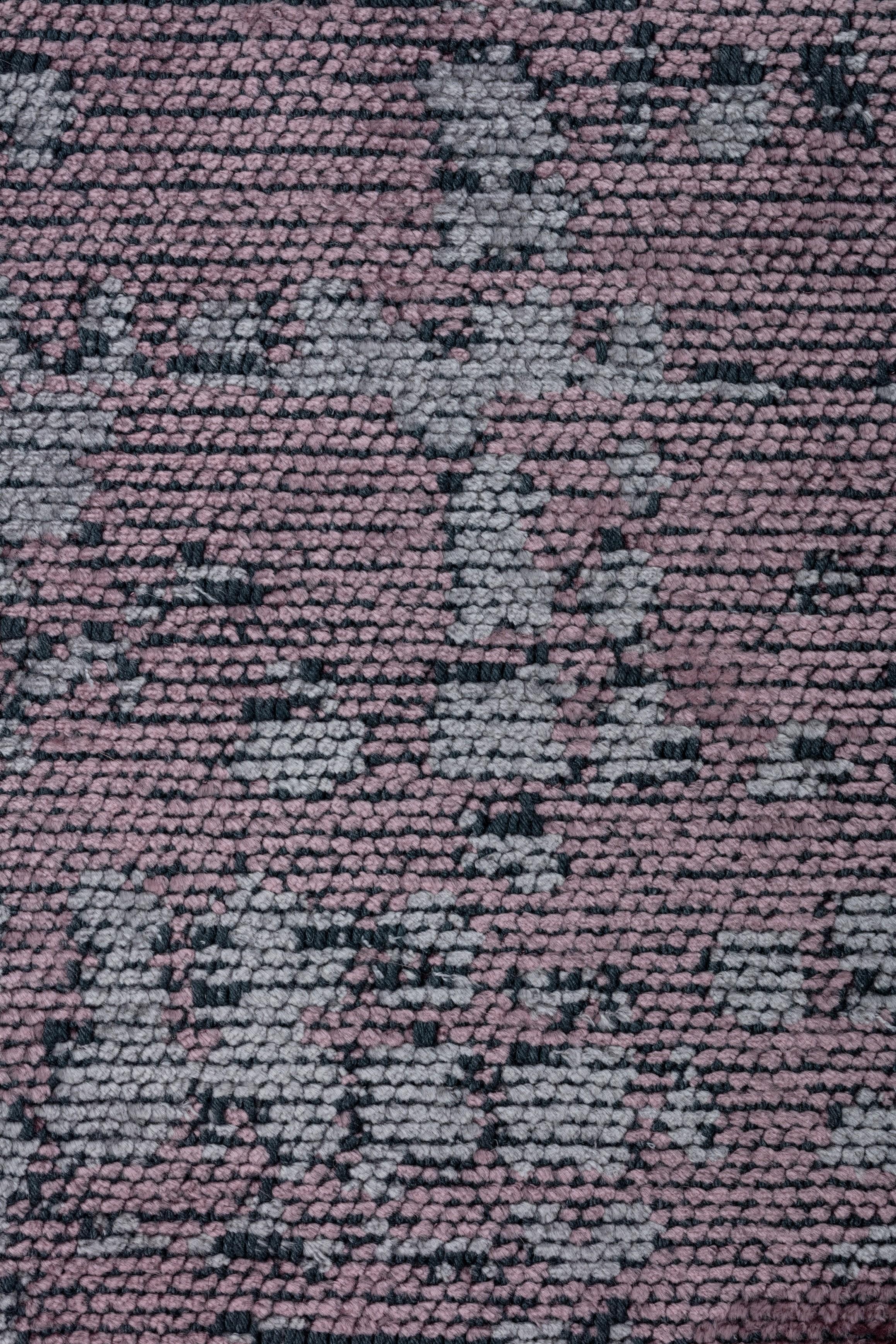Im Angebot: Moderner abstrakter Luxus-Teppichboden,  (Pink) 5