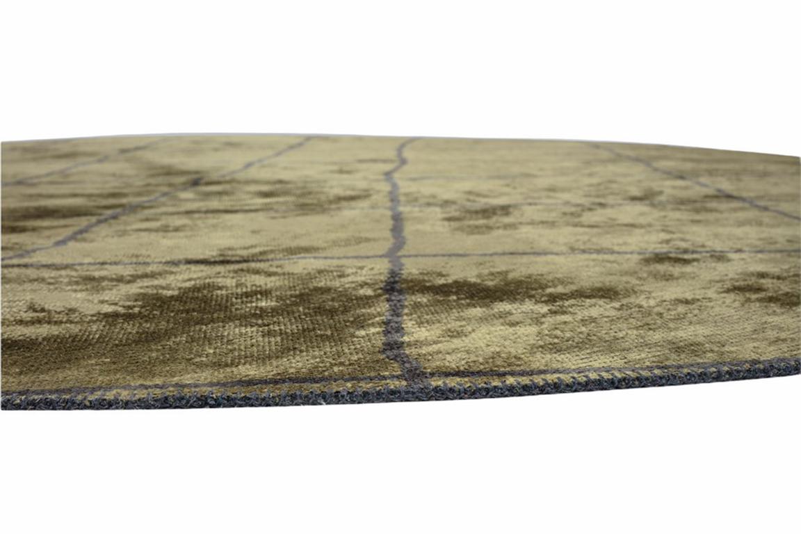 For Sale:  (Green) Modern  Moroccan Luxury Area Rug 3