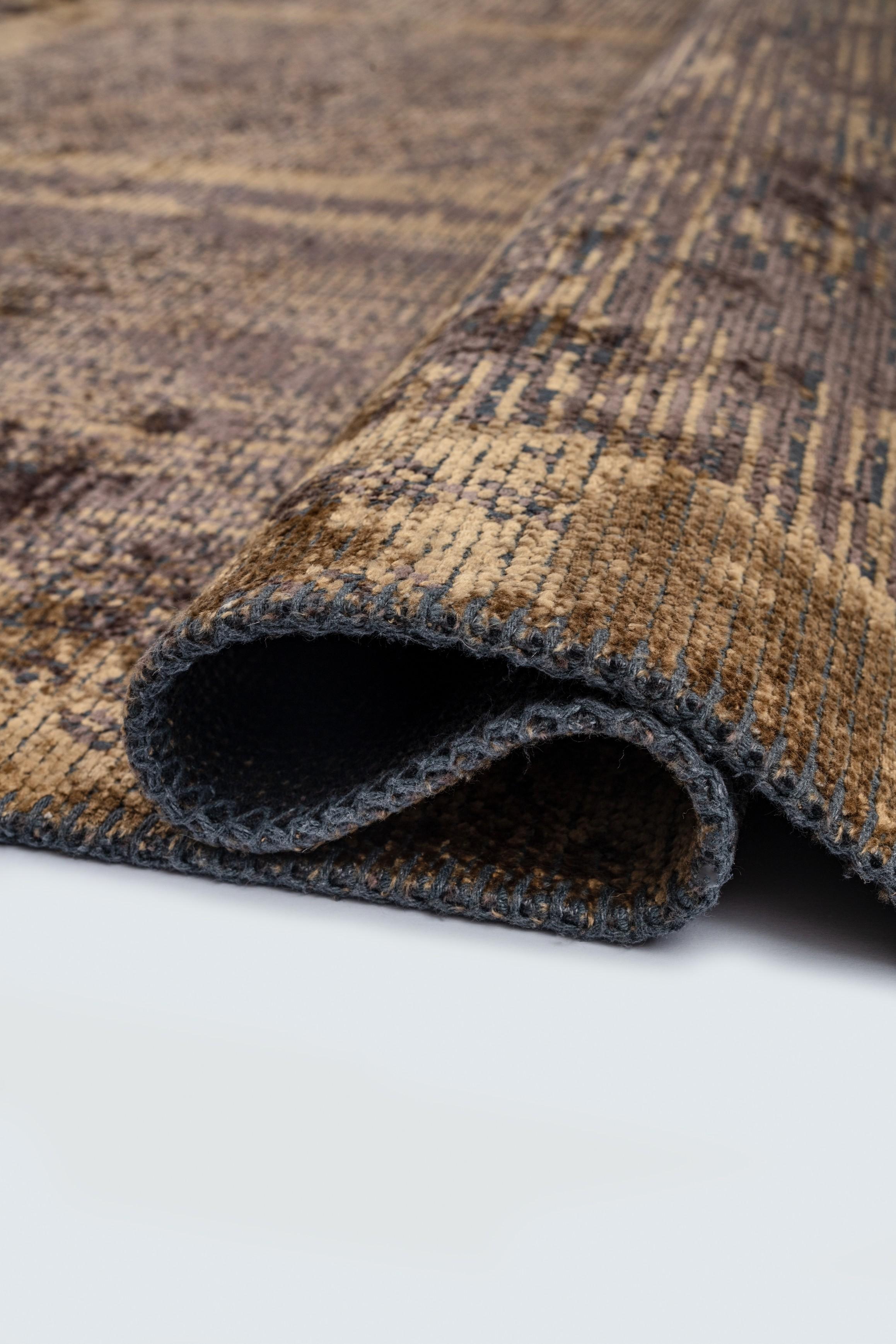 For Sale:  (Brown) Modern Abstract Luxury Area Rug 2