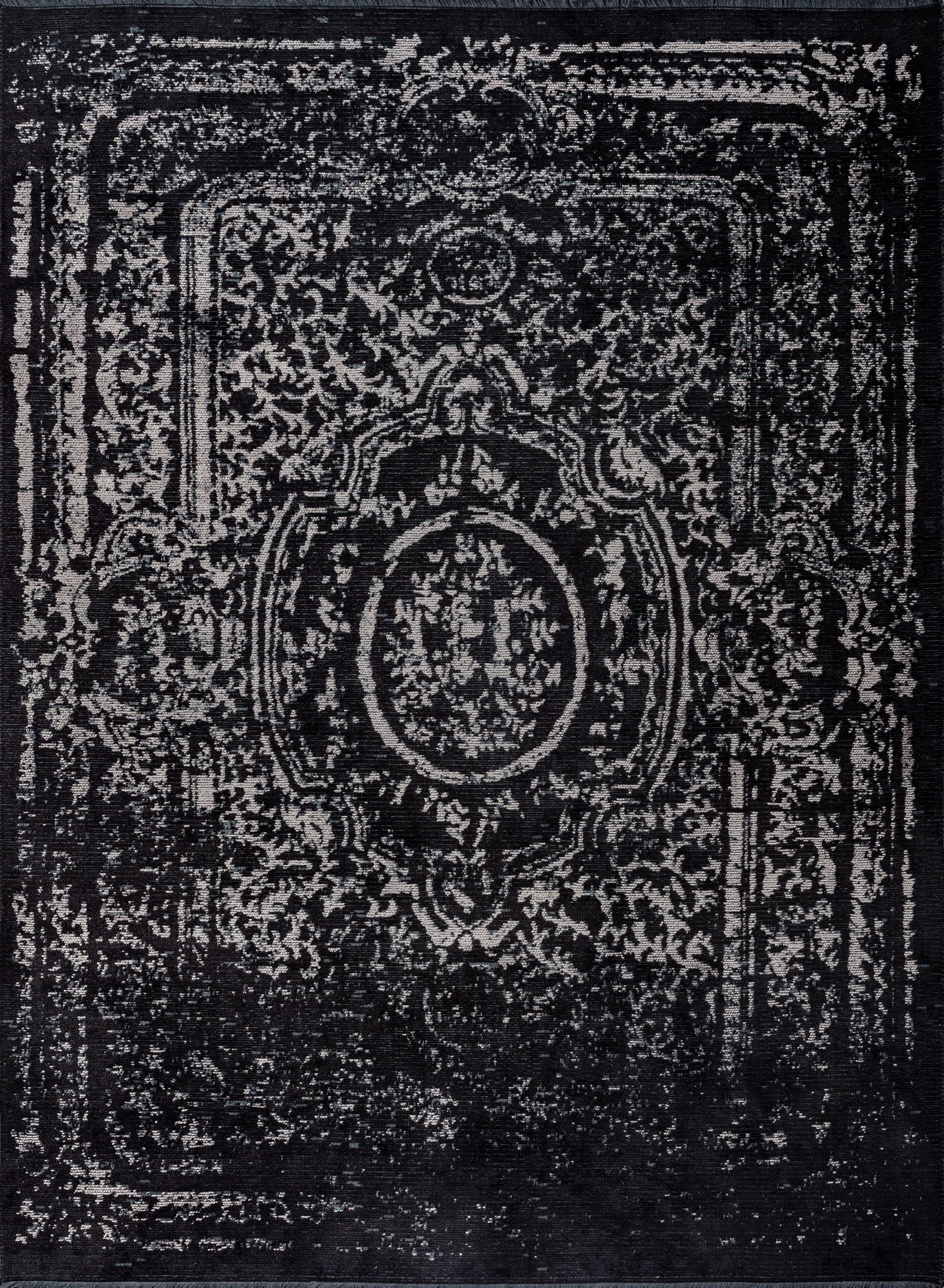 For Sale:  (Gray) Traditional Oriental Luxury Hand-Finished Area Rug