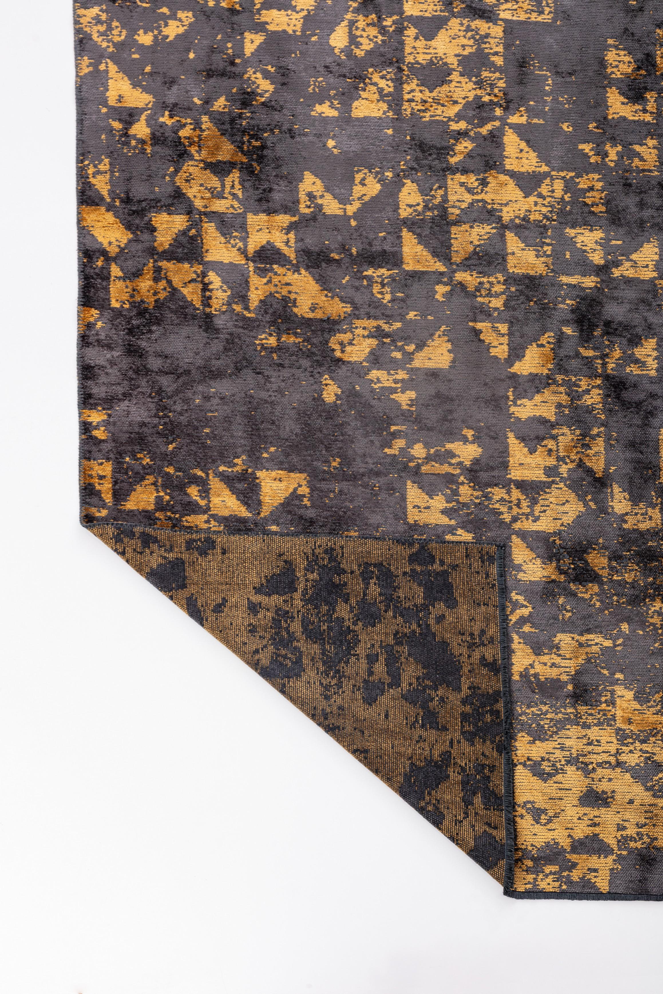 Im Angebot: Modern Camouflage Luxury Hand-Finished Area Rug,  (Orange) 3