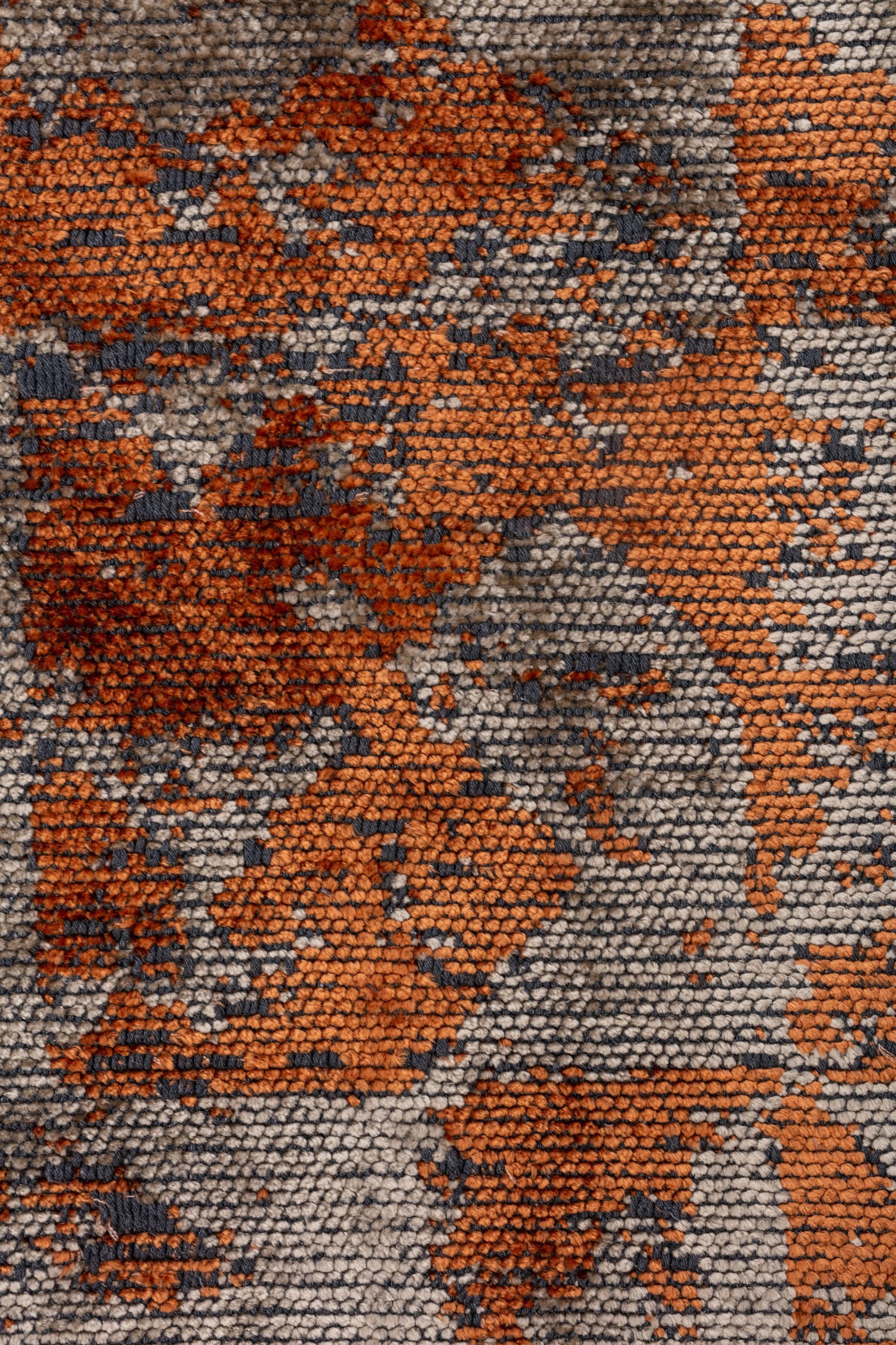 Im Angebot: Modern Camouflage Luxury Hand-Finished Area Rug,  (Orange) 5