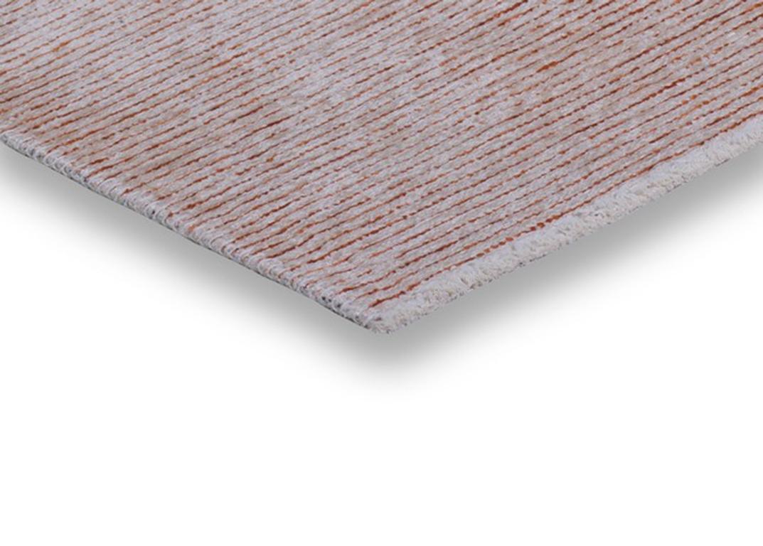 Im Angebot: Moderner gestreifter Luxus-Teppich, handgefertigt,  (Orange) 4