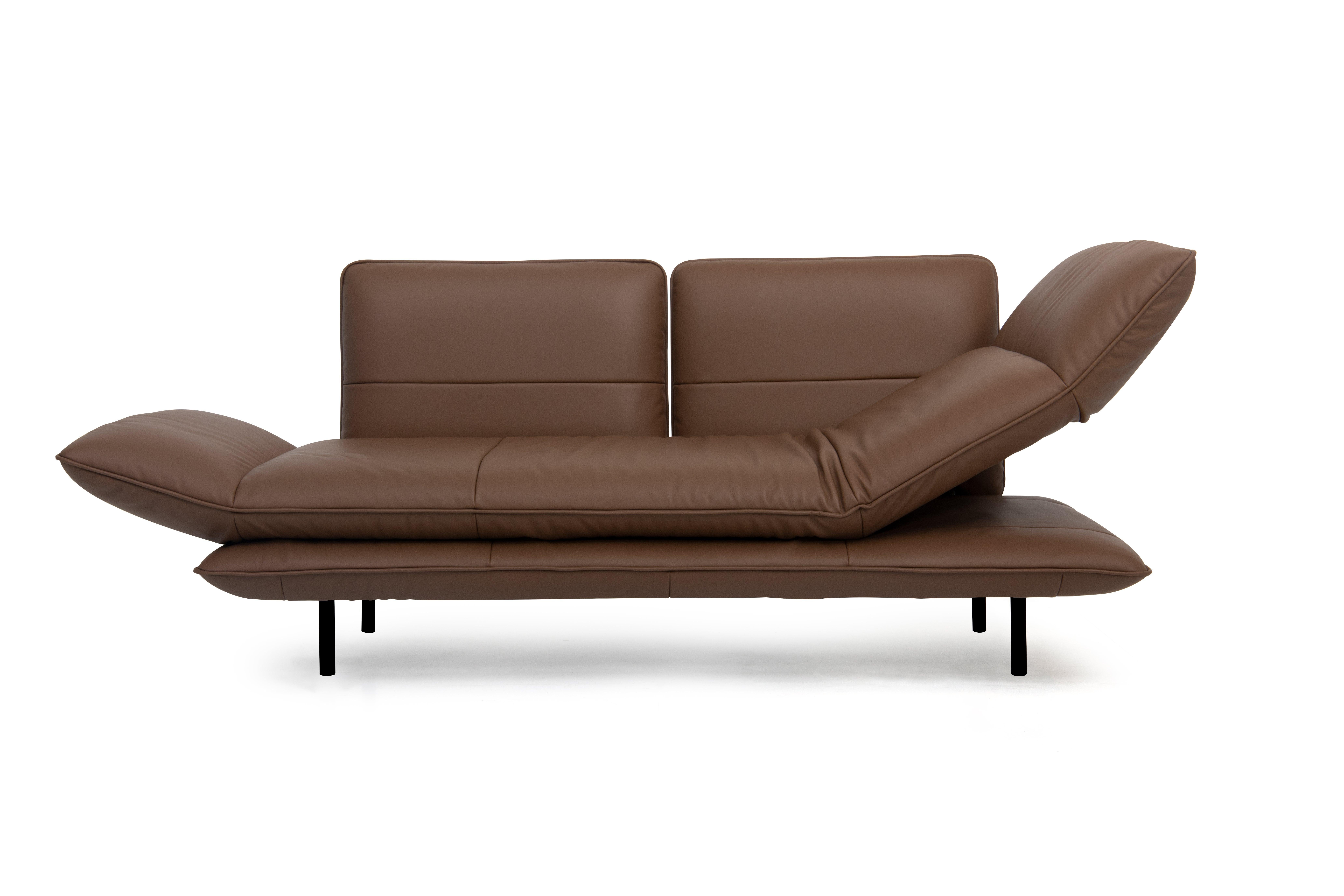 Im Angebot: Umwandelbares Leder-Sofa von FSM,  (Braun) 2