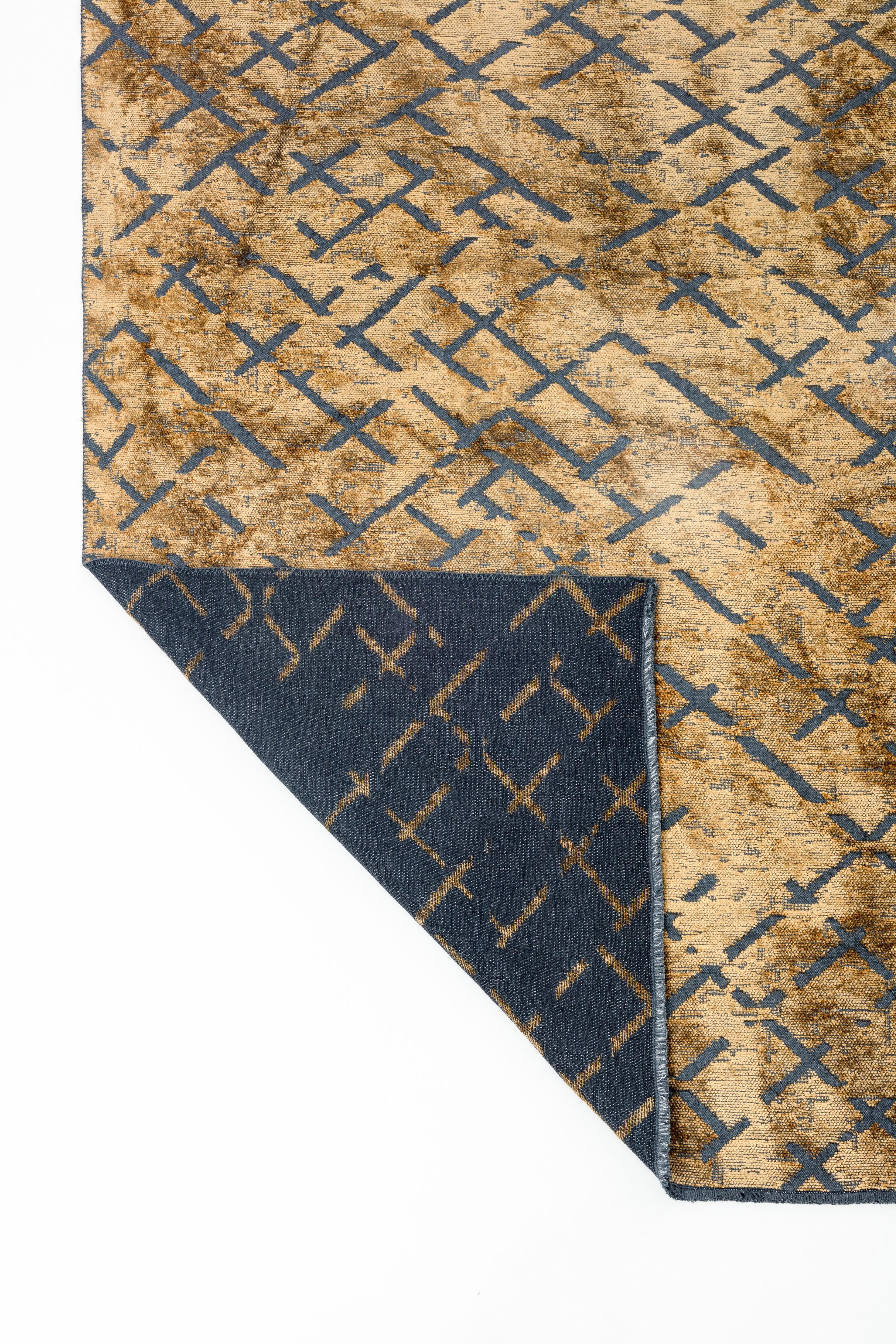 For Sale:  (Yellow) Modern Abstract Luxury Hand-Finished Area Rug 3