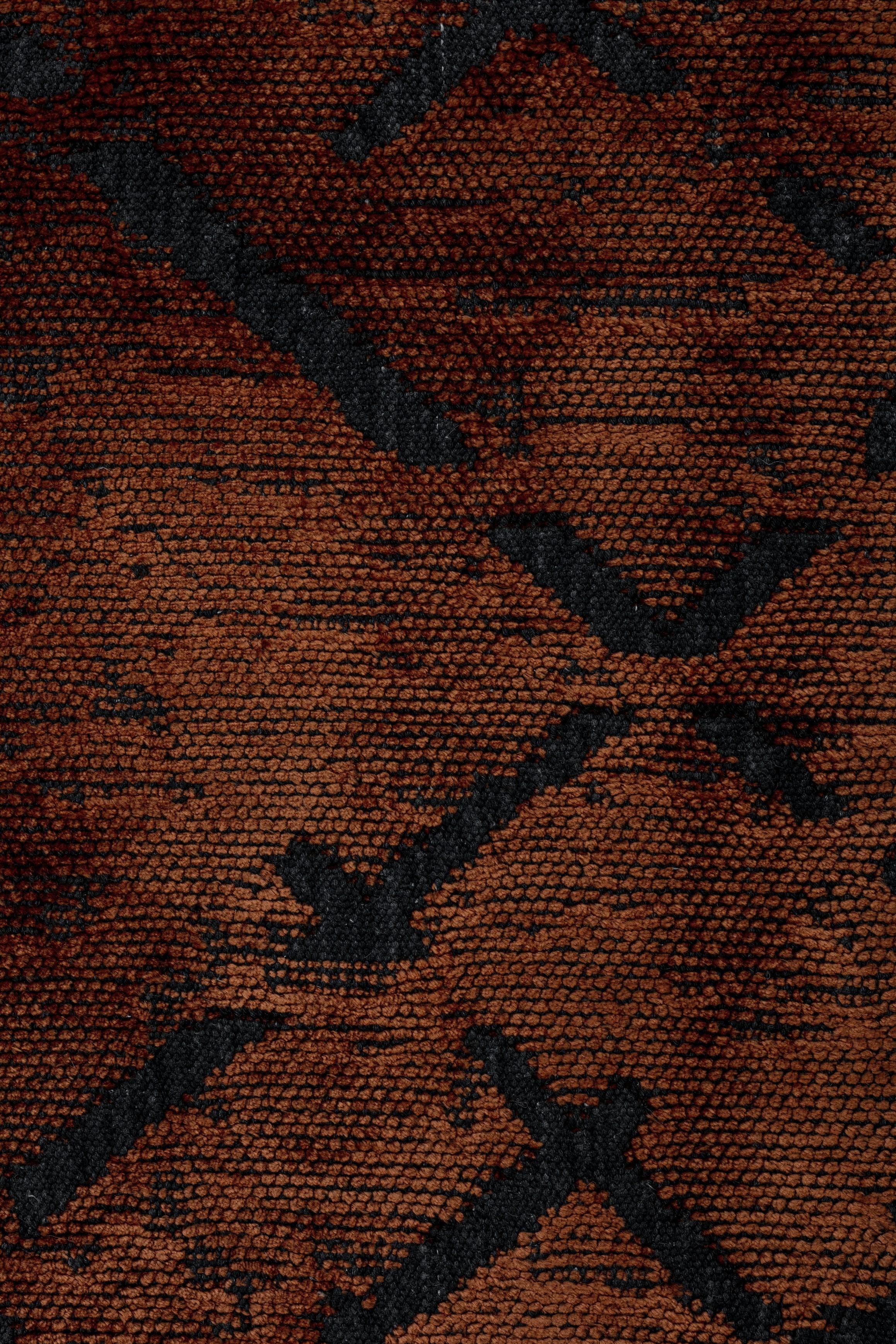 For Sale:  (Orange) Modern Abstract Luxury Hand-Finished Area Rug 5
