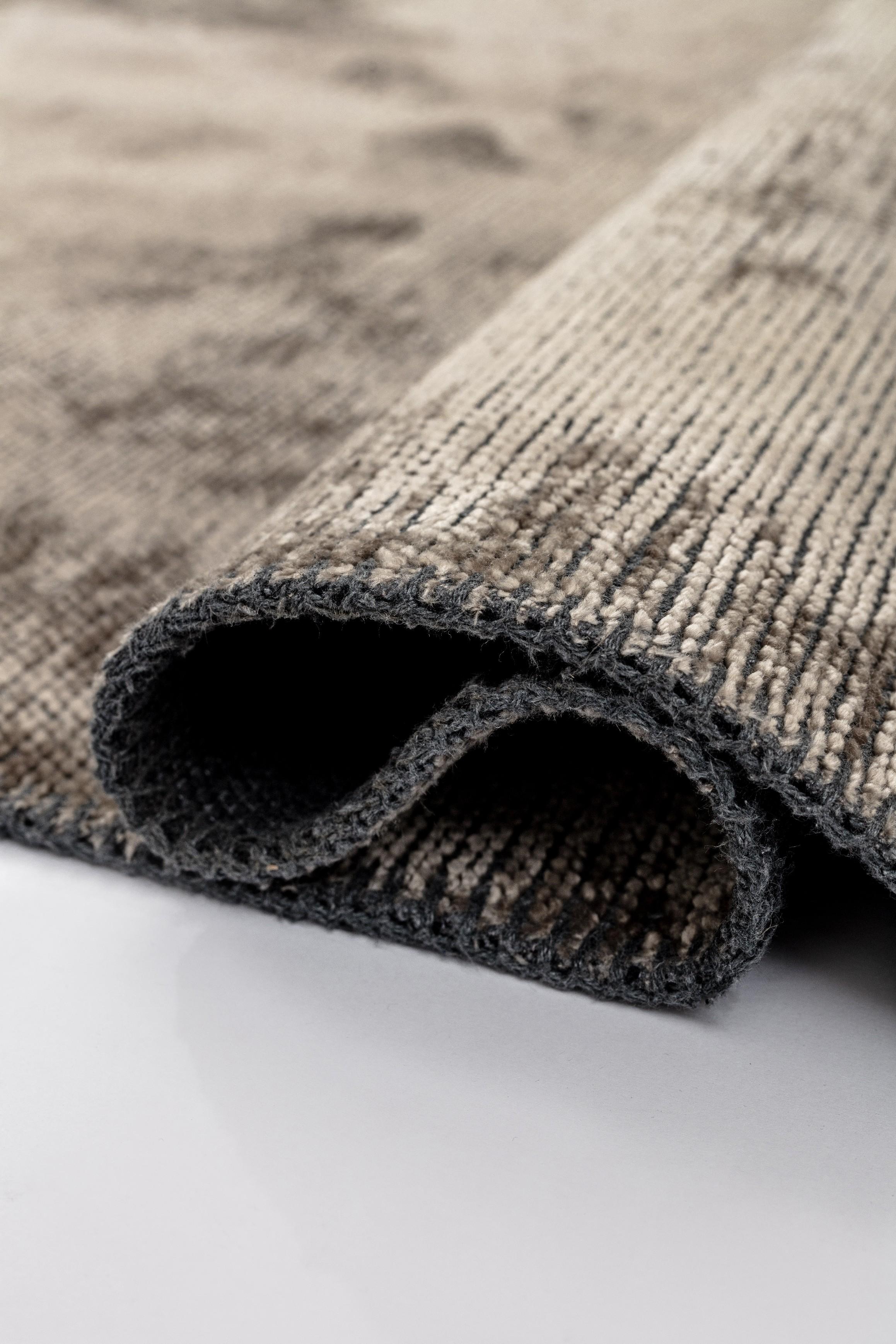 En vente :  (Gris) The Moderns Color Luxury Area Rug (tapis de luxe) 2