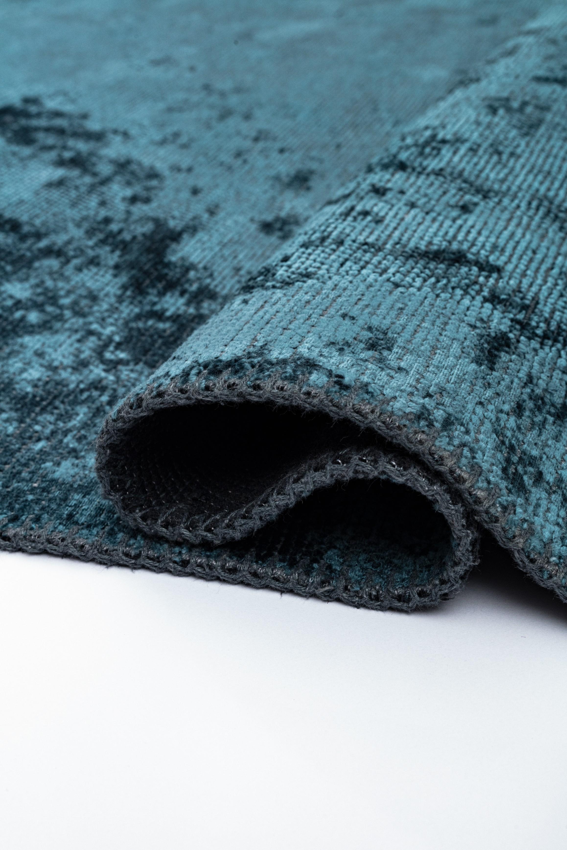 En vente :  (Bleu) The Moderns Color Luxury Area Rug (tapis de luxe) 2