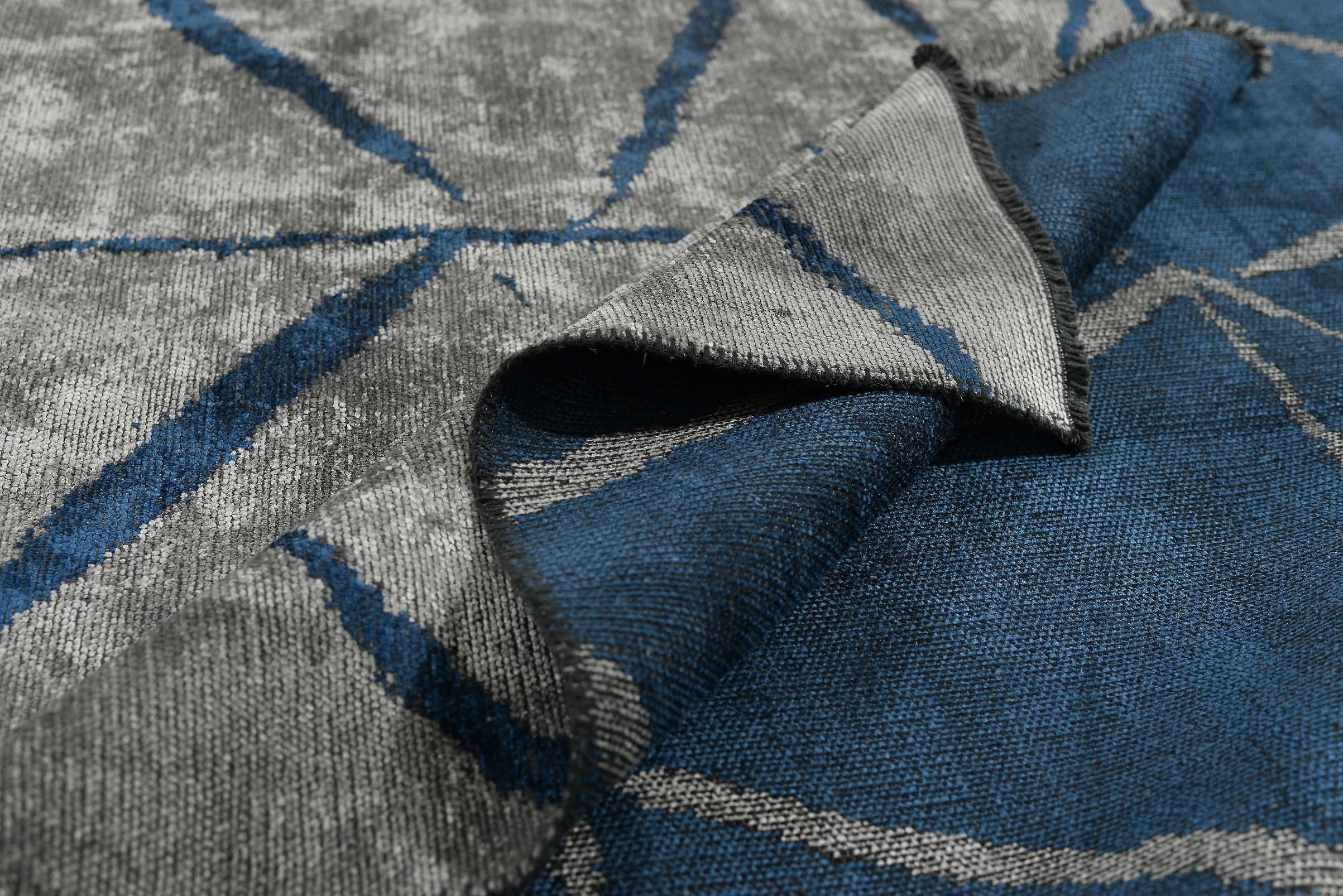 En vente :  (Gris) Tapis de sol Moderns Abstract Luxury, fini à la main 2