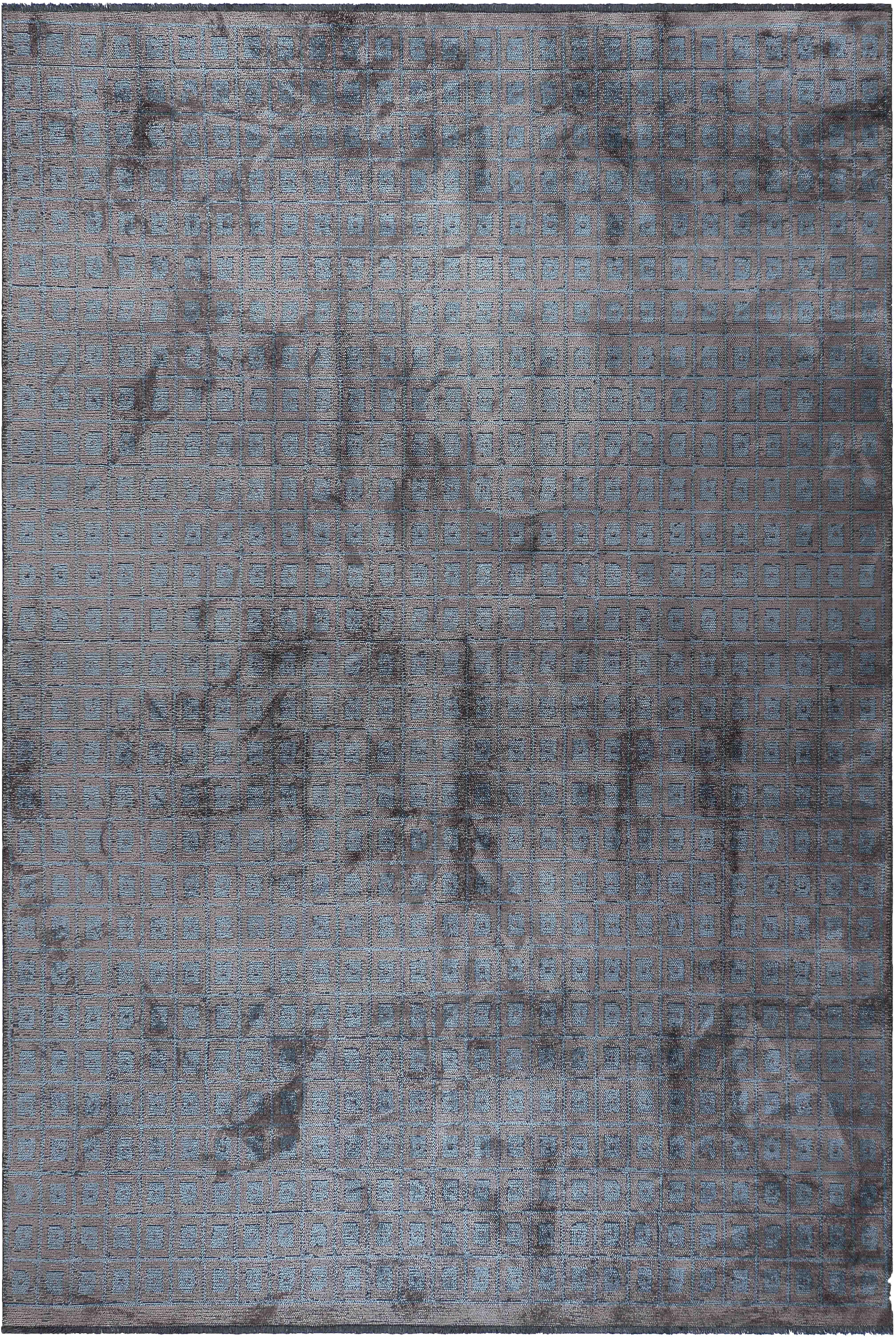 For Sale:  (Gray) Modern Checkered Luxury Area Rug