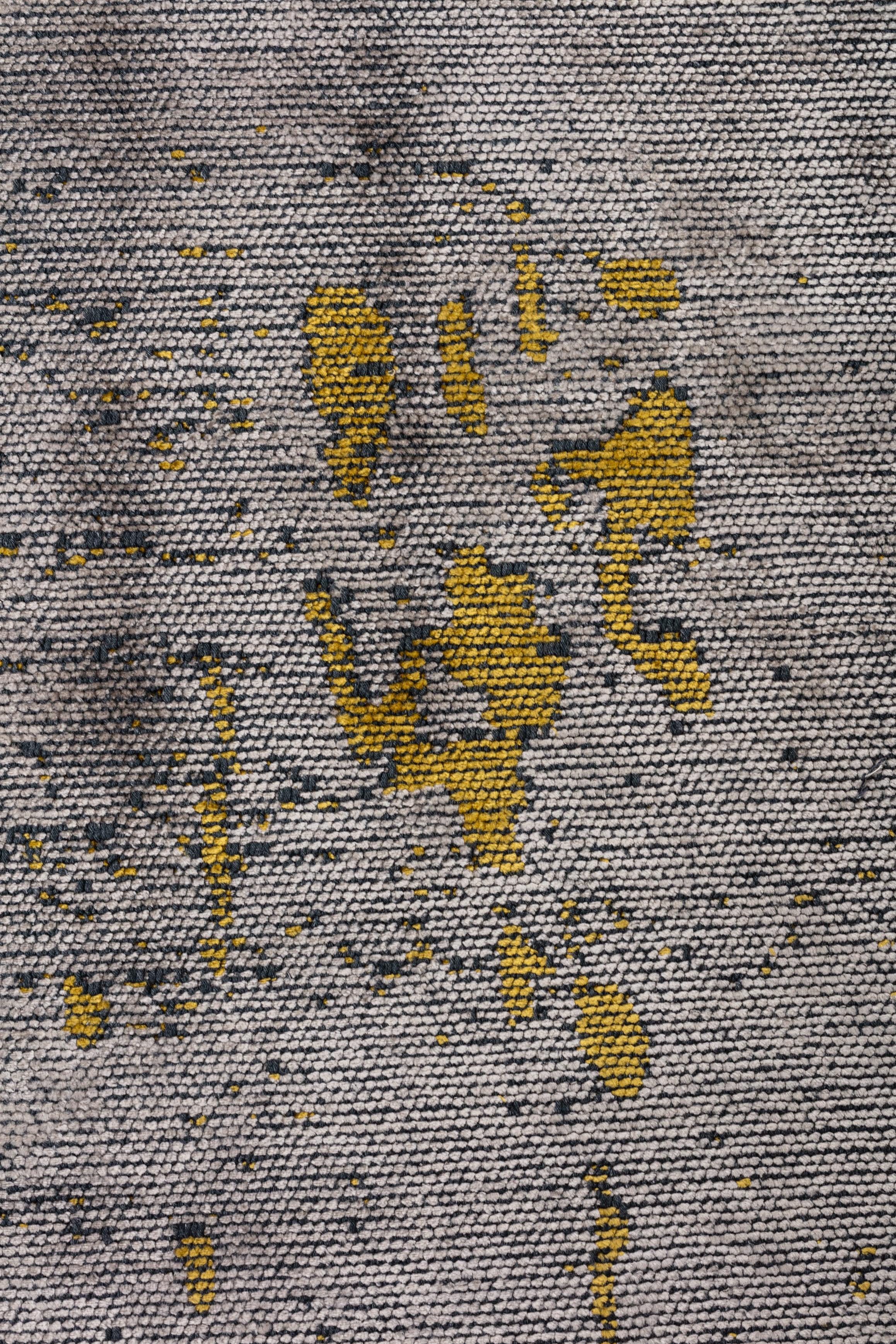 For Sale:  (Gray) Modern  Abstract Luxury Hand-Finished Area Rug 5