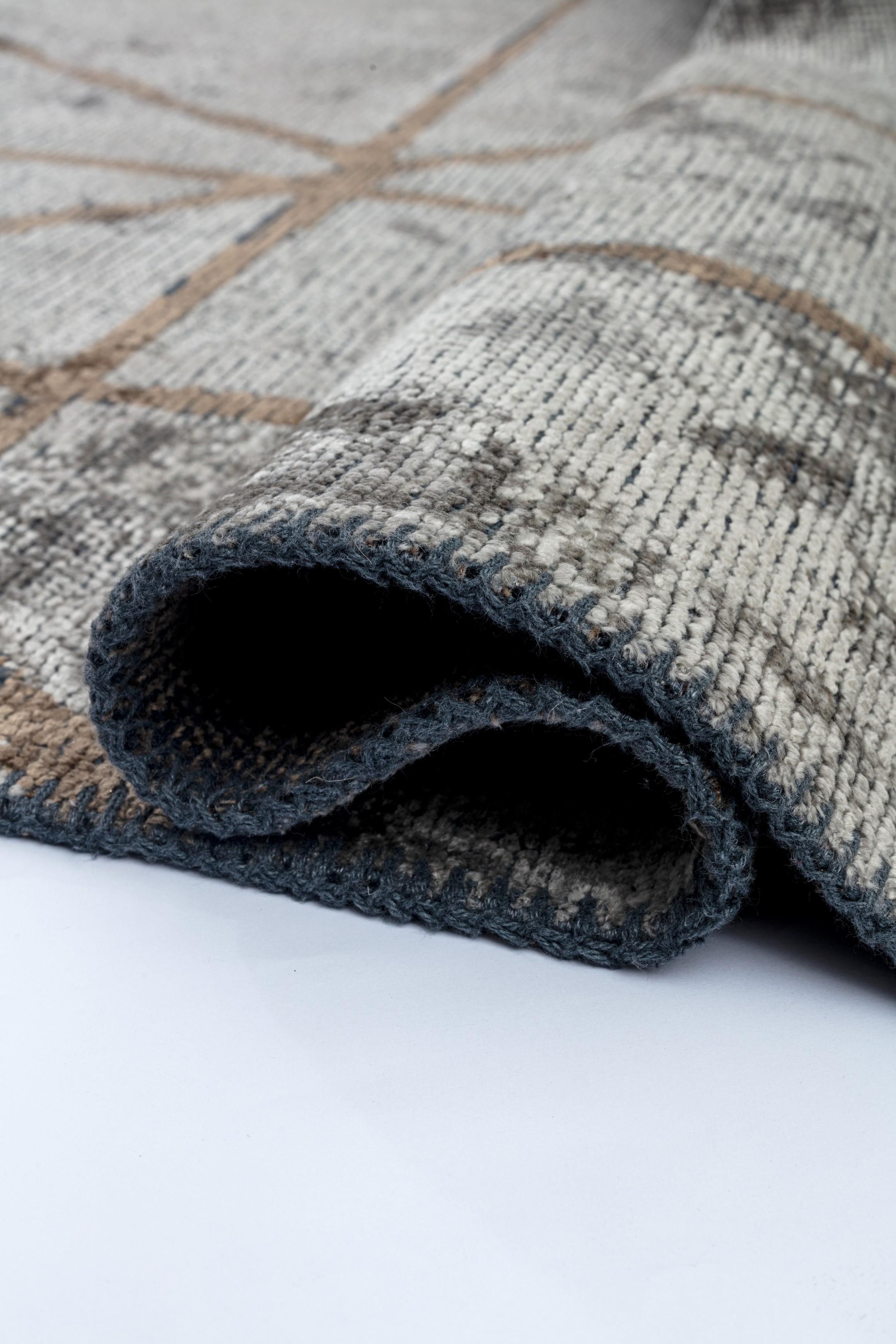 For Sale:  (Gray) Modern Abstract Luxury Area Rug 2