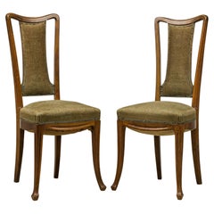 Set di 8 sedie Louis Majorelle in noce intagliato e mussola verde salvia