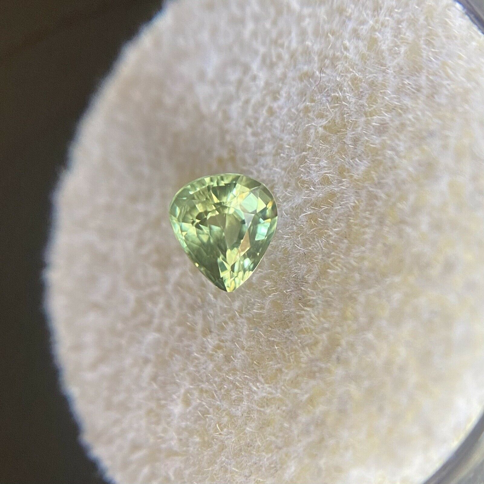 Vivid Green Australia Sapphire 0.76ct Pear Cut Loose Gem
