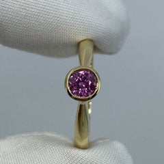 Fine Vivid Pink Sapphire Round Cut 18K Yellow Gold Solitaire Rubover Bezel Ring