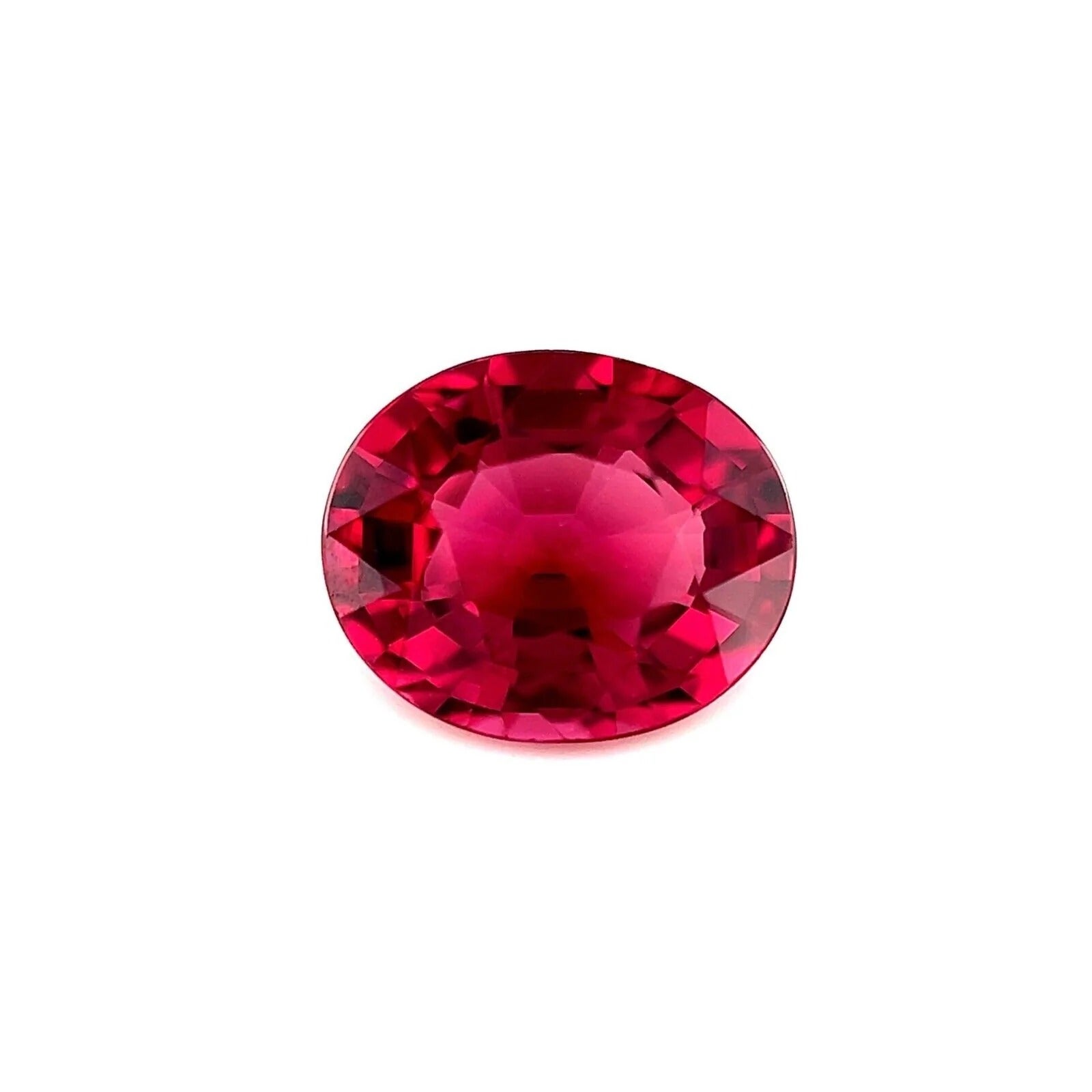 Grenat rhodolite rose vif et violet de 2,01 carats, taille ovale 8,2 x 6,6,6 mm, pierre précieuse non sertie IF en vente