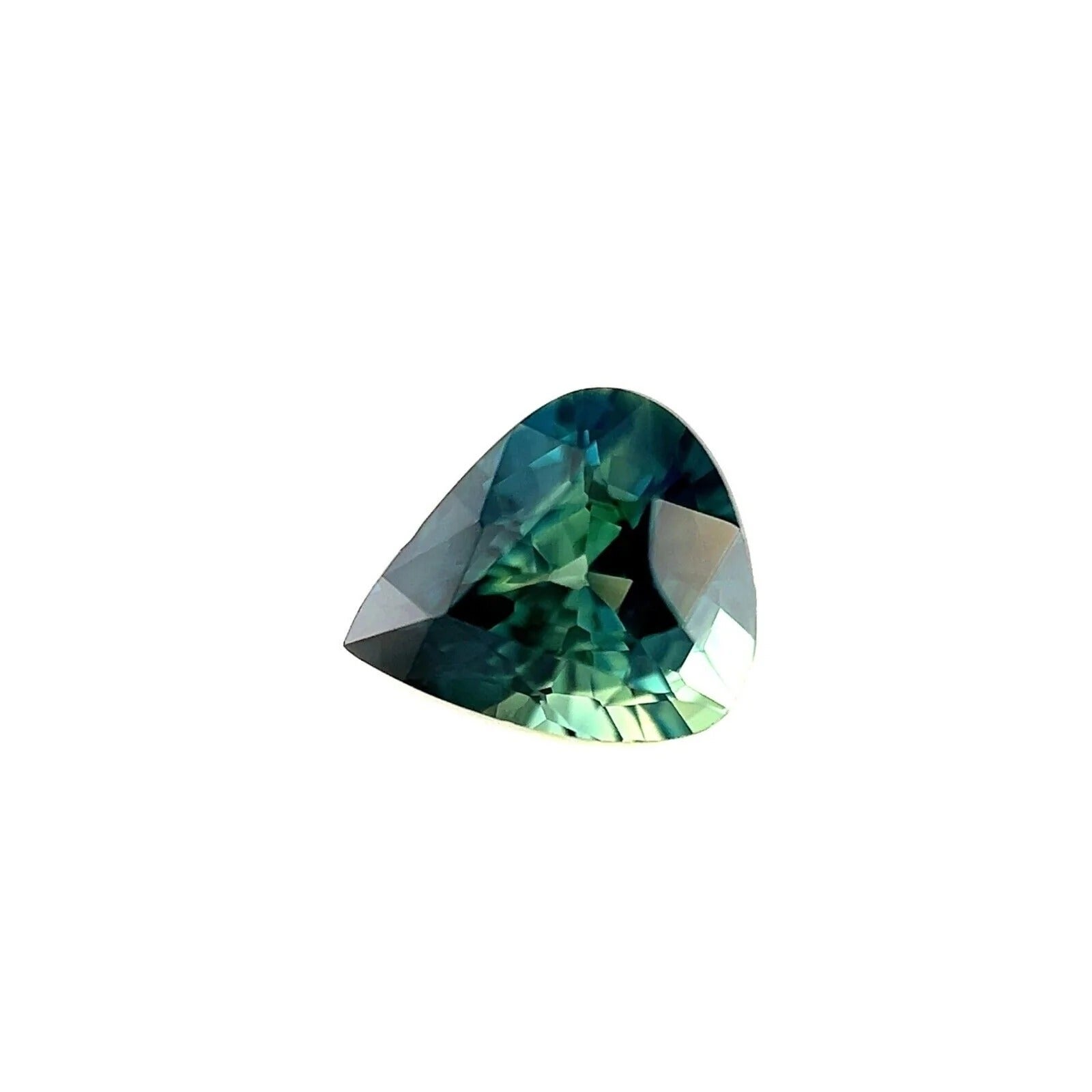 Saphir australien de 0,86 carat de couleur partielle, vert, bleu, taille poire, VVS Gem 6,2 x 5,4 mm en vente
