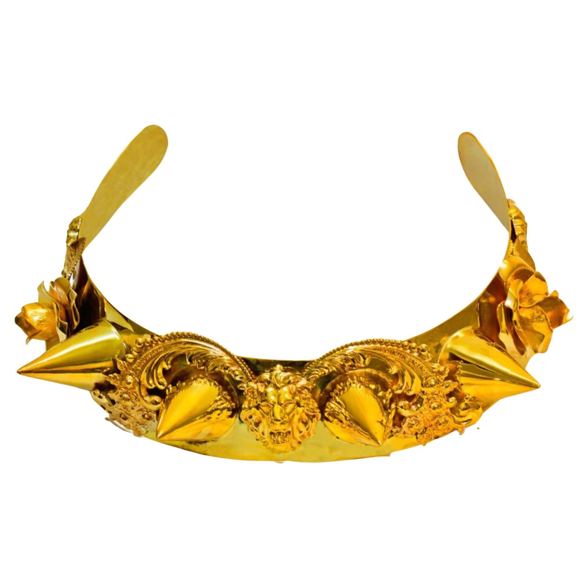 24 Karat vergoldeter Barock Spike Löwen Diadem Tiara aus Messing im Angebot