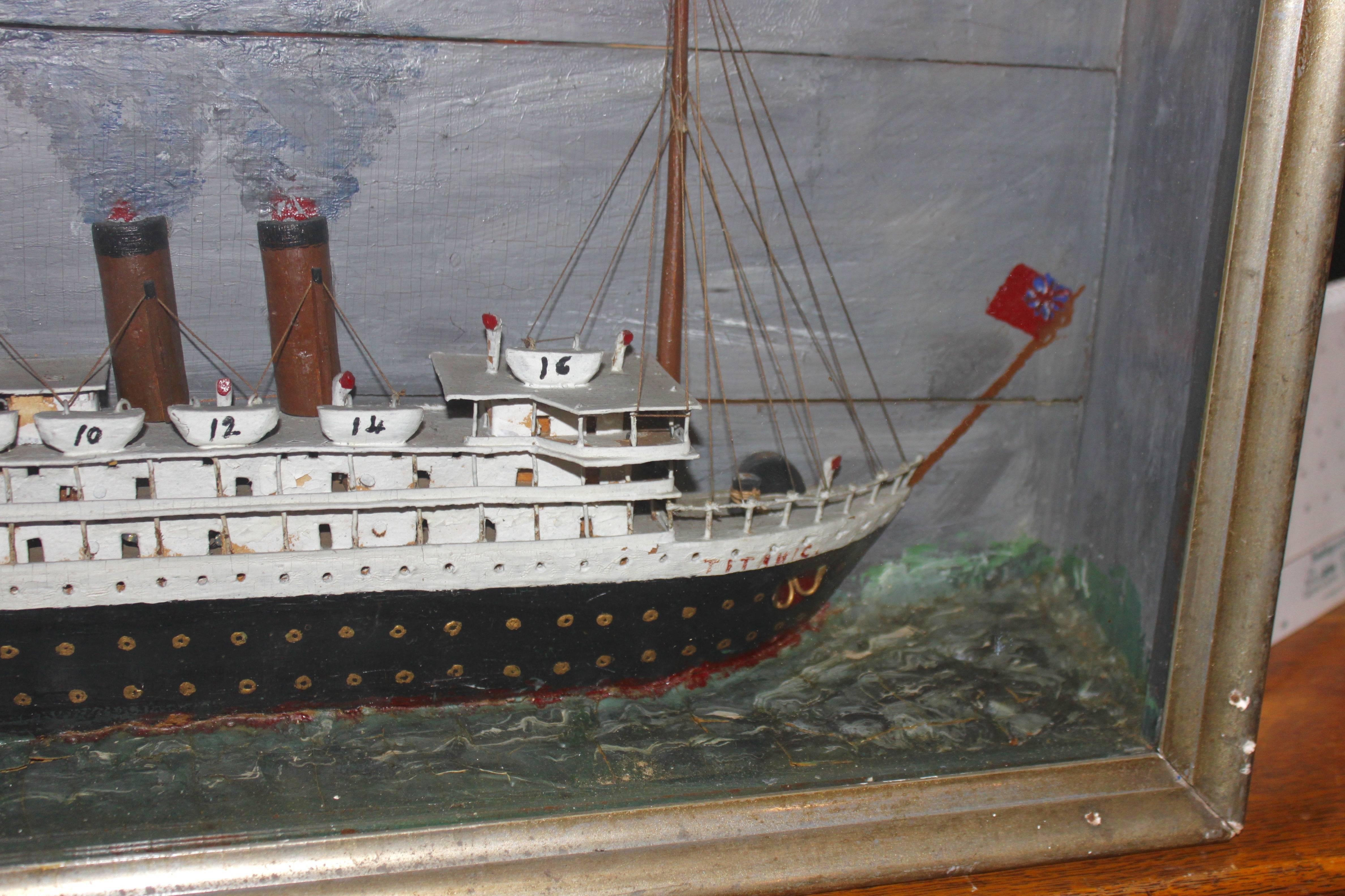 Turn of the Century Vintage Shadowbox of Titanic at Sea With Lighted Interior For Sale 4