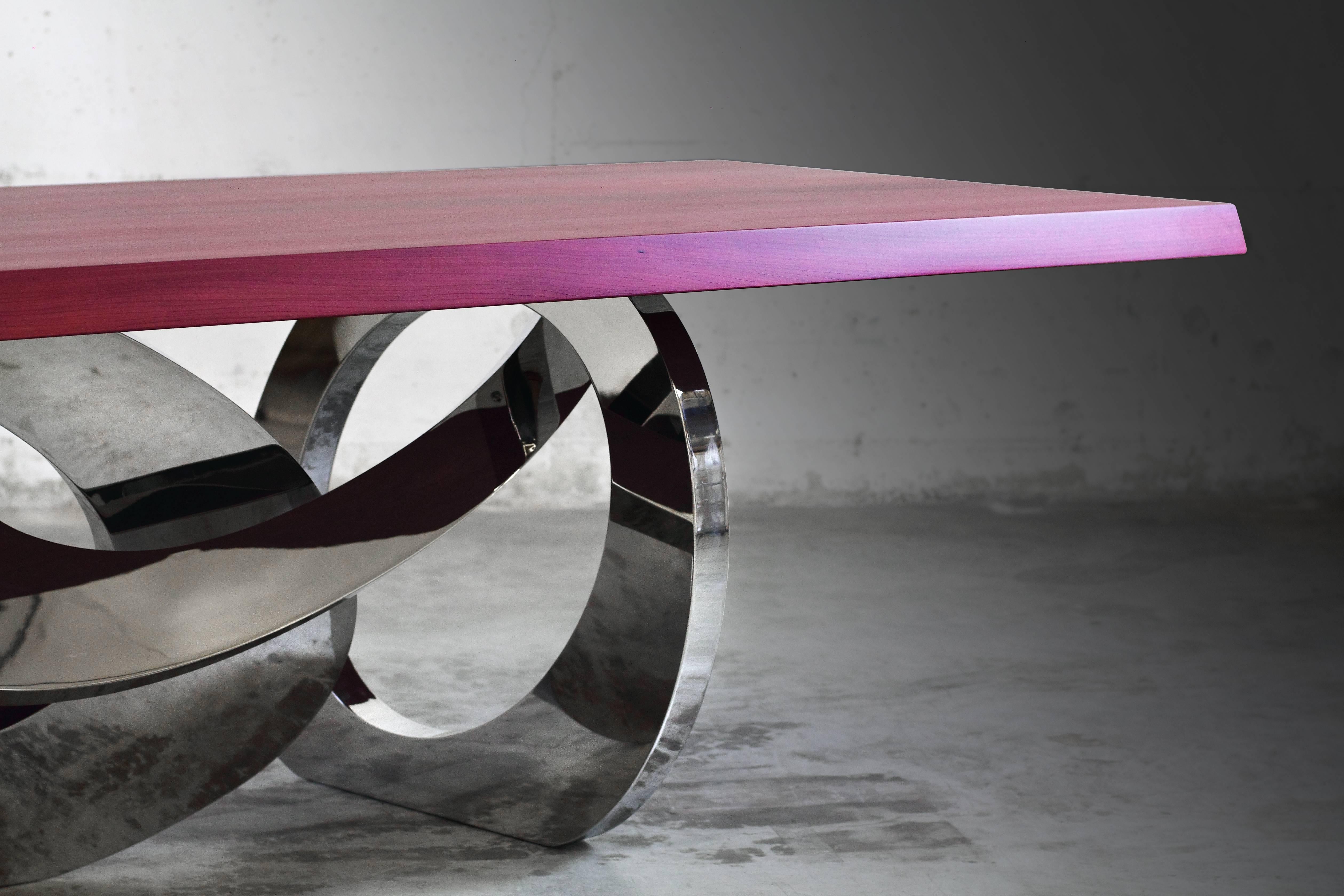 Welded Modern Dining Table Mirror Steel Rings Base Solid Wood Magenta Top Made in Italy For Sale