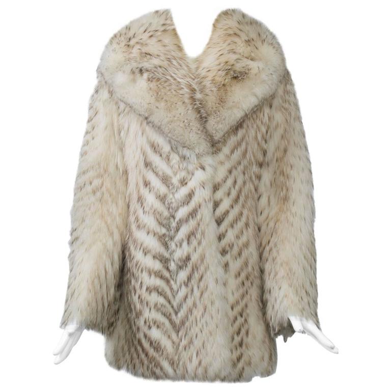 Beige badger coat Gucci Beige size 44 IT in Fur - 12695437