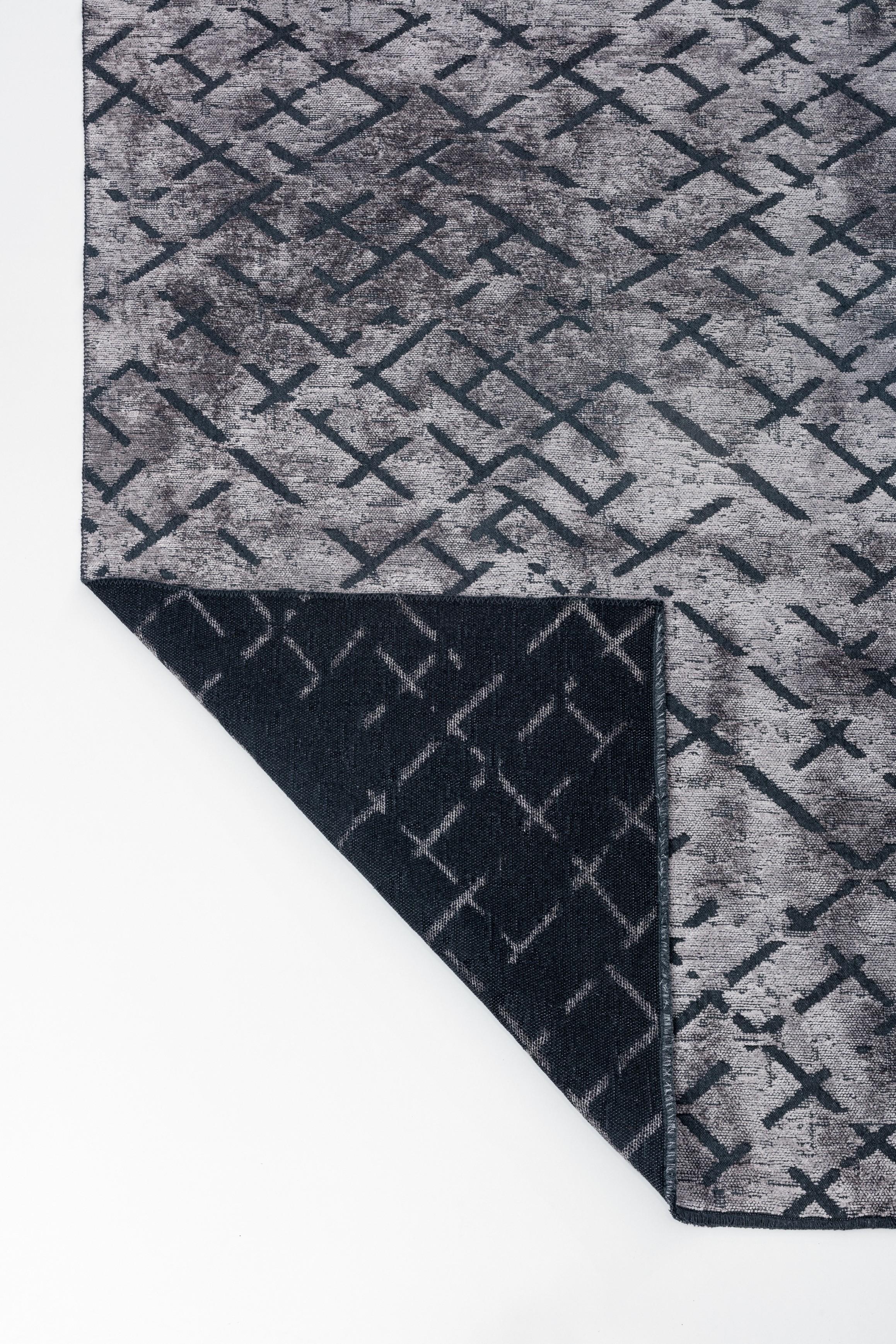 For Sale:  (Gray) Modern Abstract Luxury Hand-Finished Area Rug 3