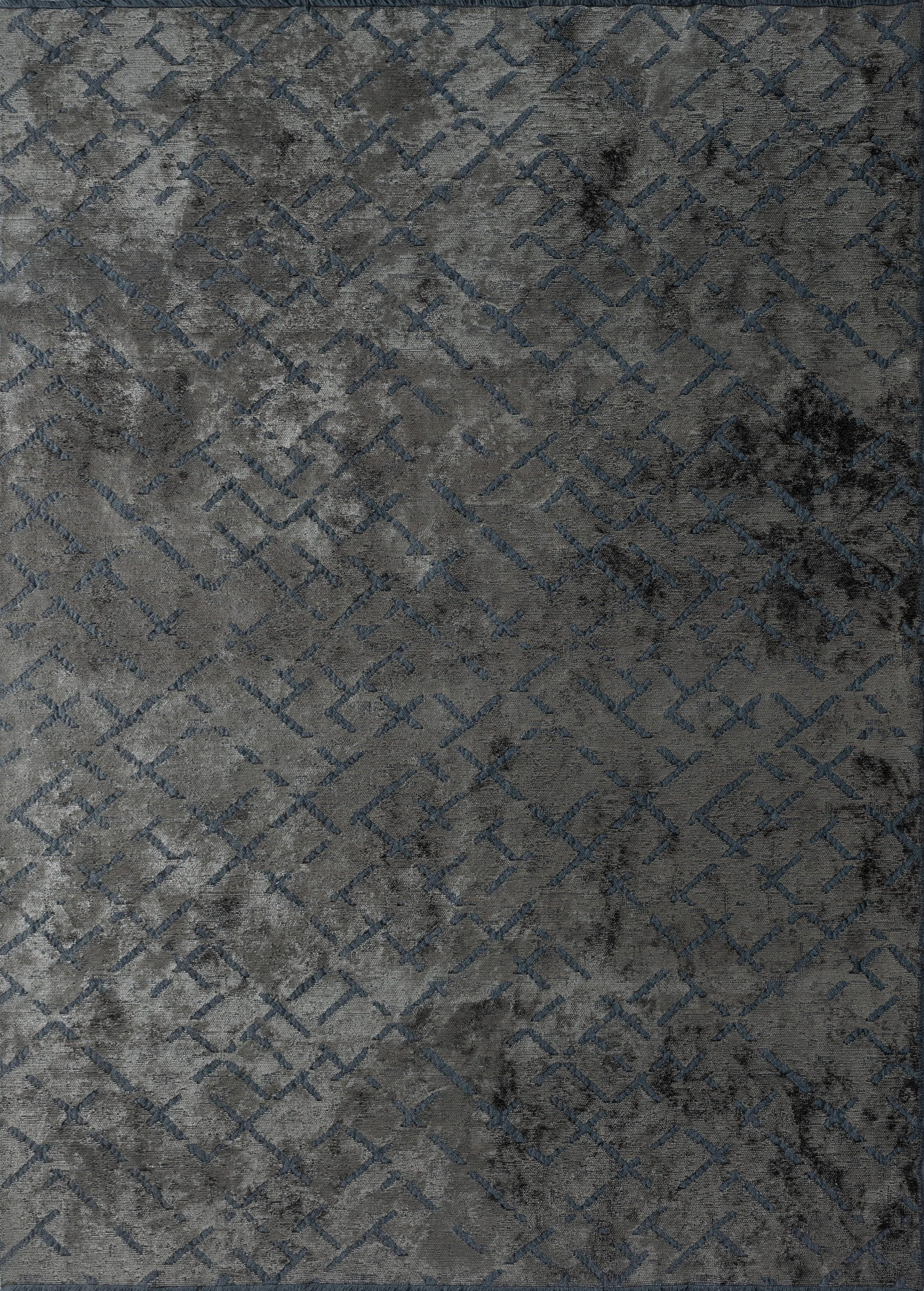 For Sale:  (Gray) Modern Abstract Luxury Hand-Finished Area Rug