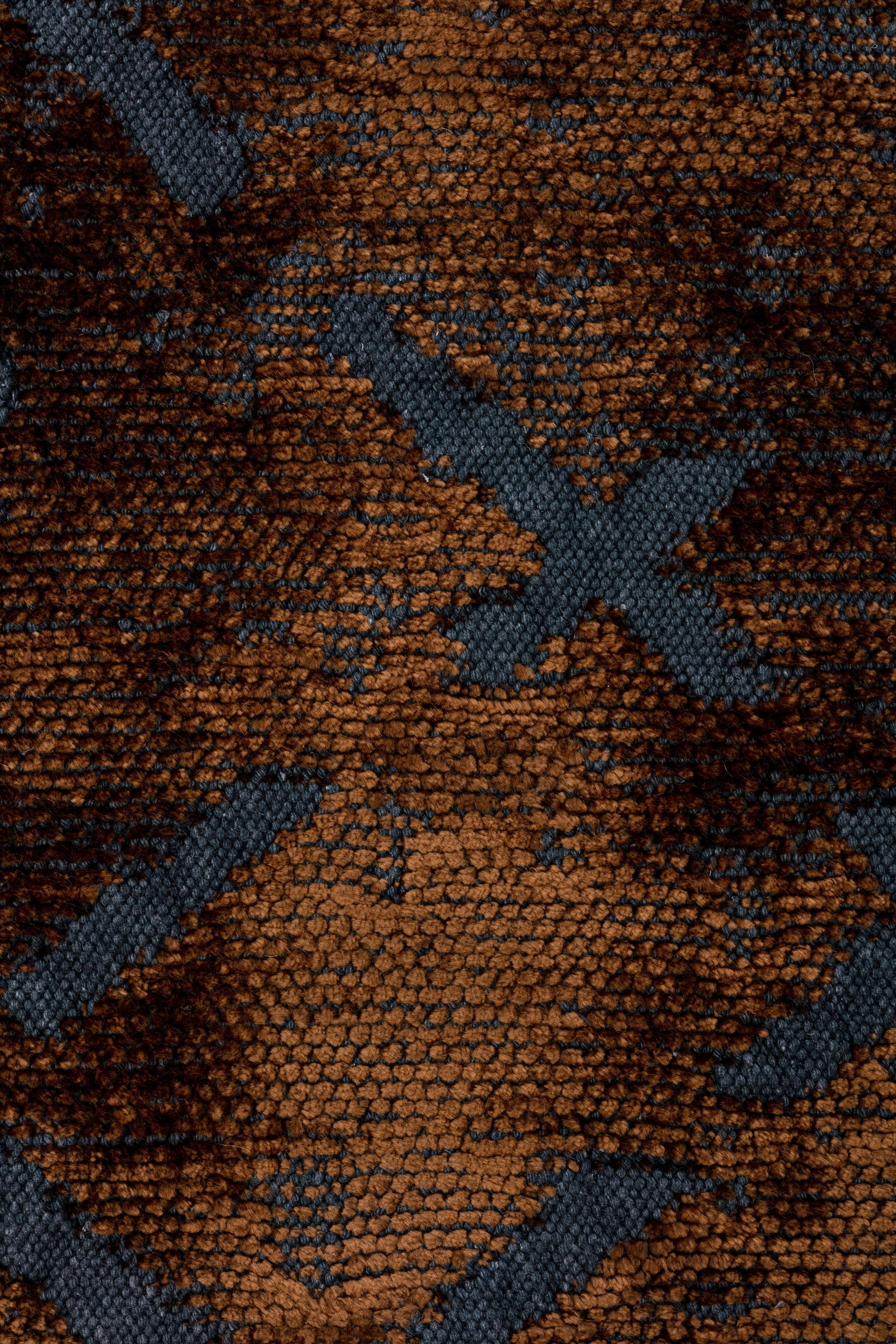 For Sale:  (Brown) Modern Abstract Luxury Hand-Finished Area Rug 5