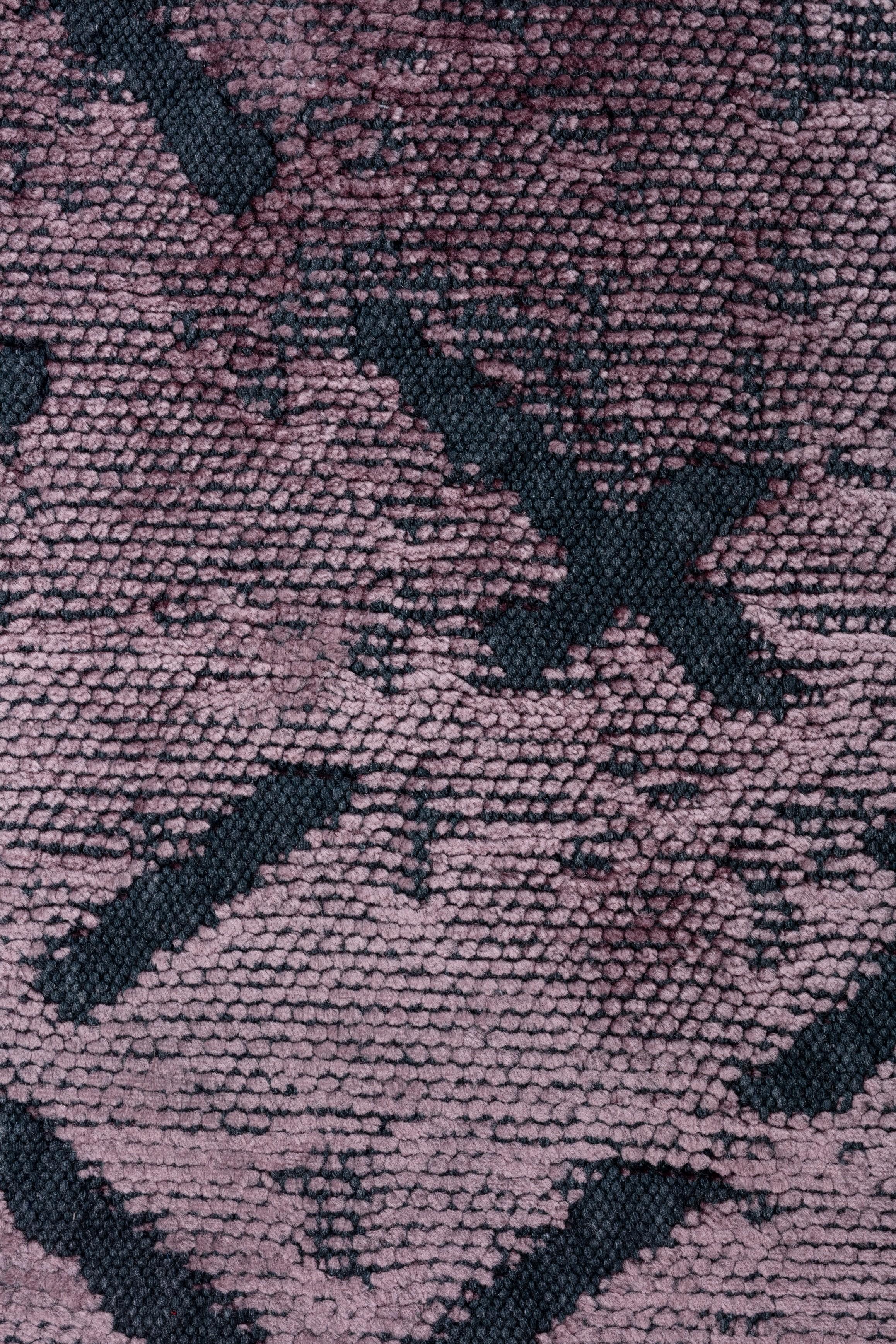 For Sale:  (Pink) Modern Abstract Luxury Hand-Finished Area Rug 5