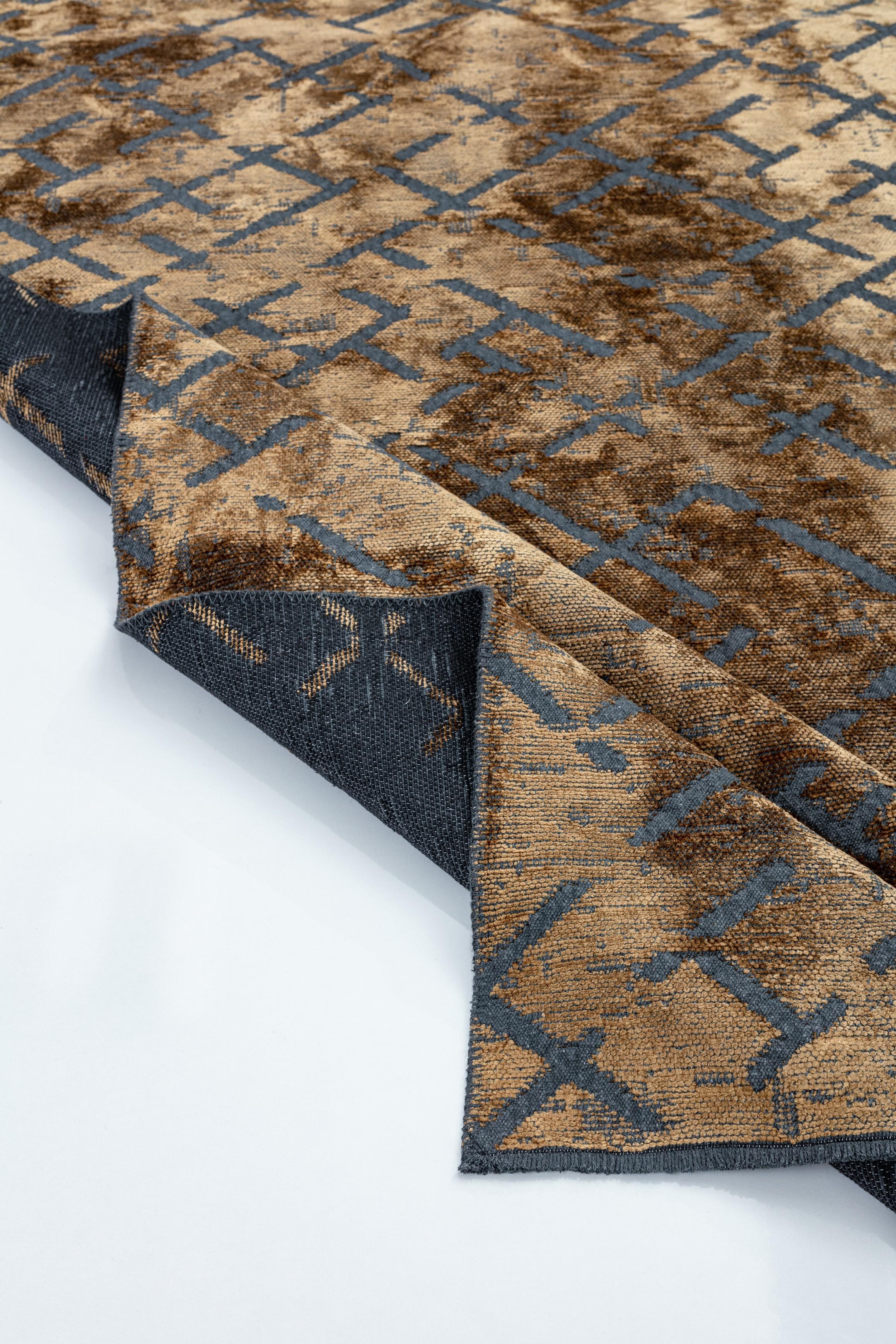 For Sale:  (Brown) Modern Abstract Luxury Hand-Finished Area Rug 4