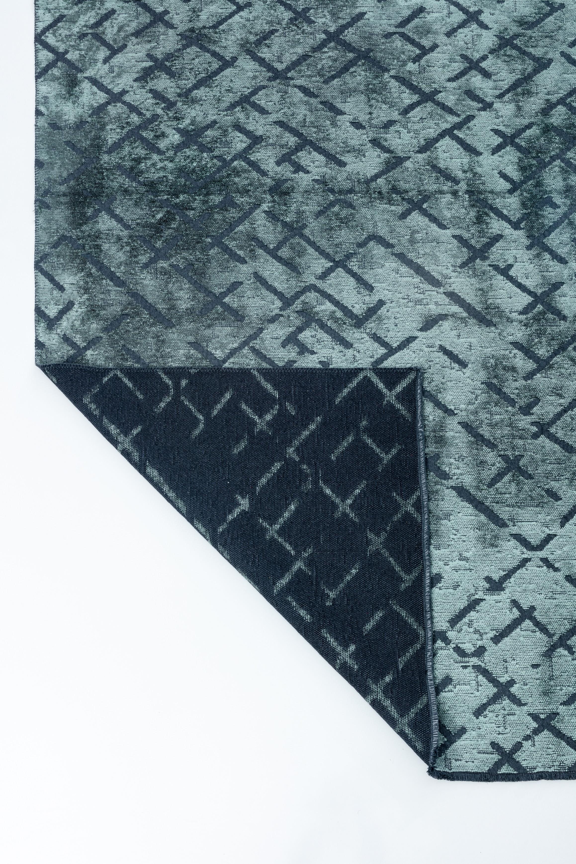 For Sale:  (Blue) Modern Abstract Luxury Hand-Finished Area Rug 3