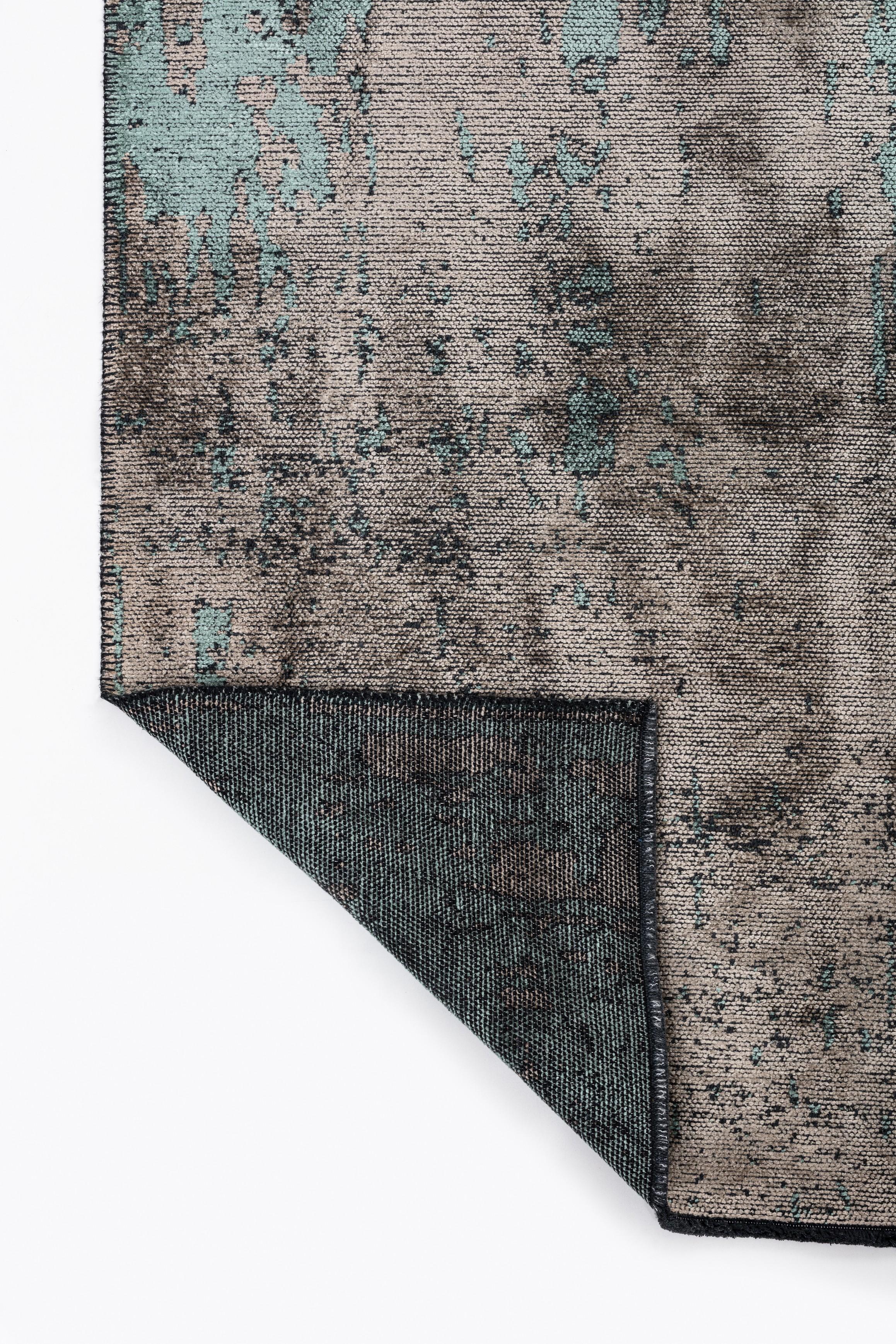 For Sale:  (Gray) Modern Abstract Luxury Hand-Finished Area Rug 3
