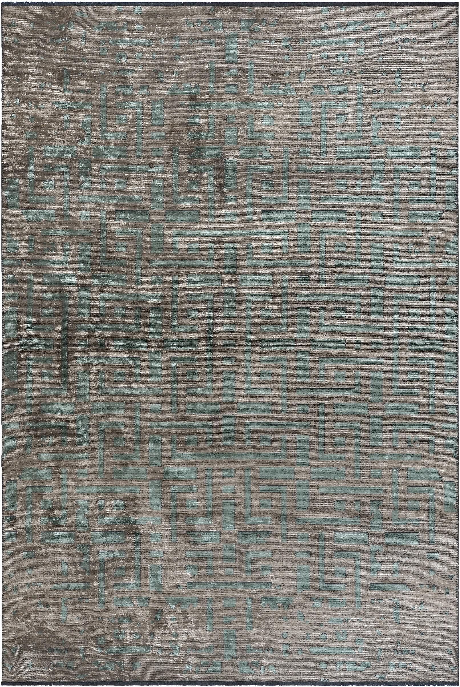 For Sale:  (Gray) Contemporary Geometric Luxury Hand-Finished Area Rug