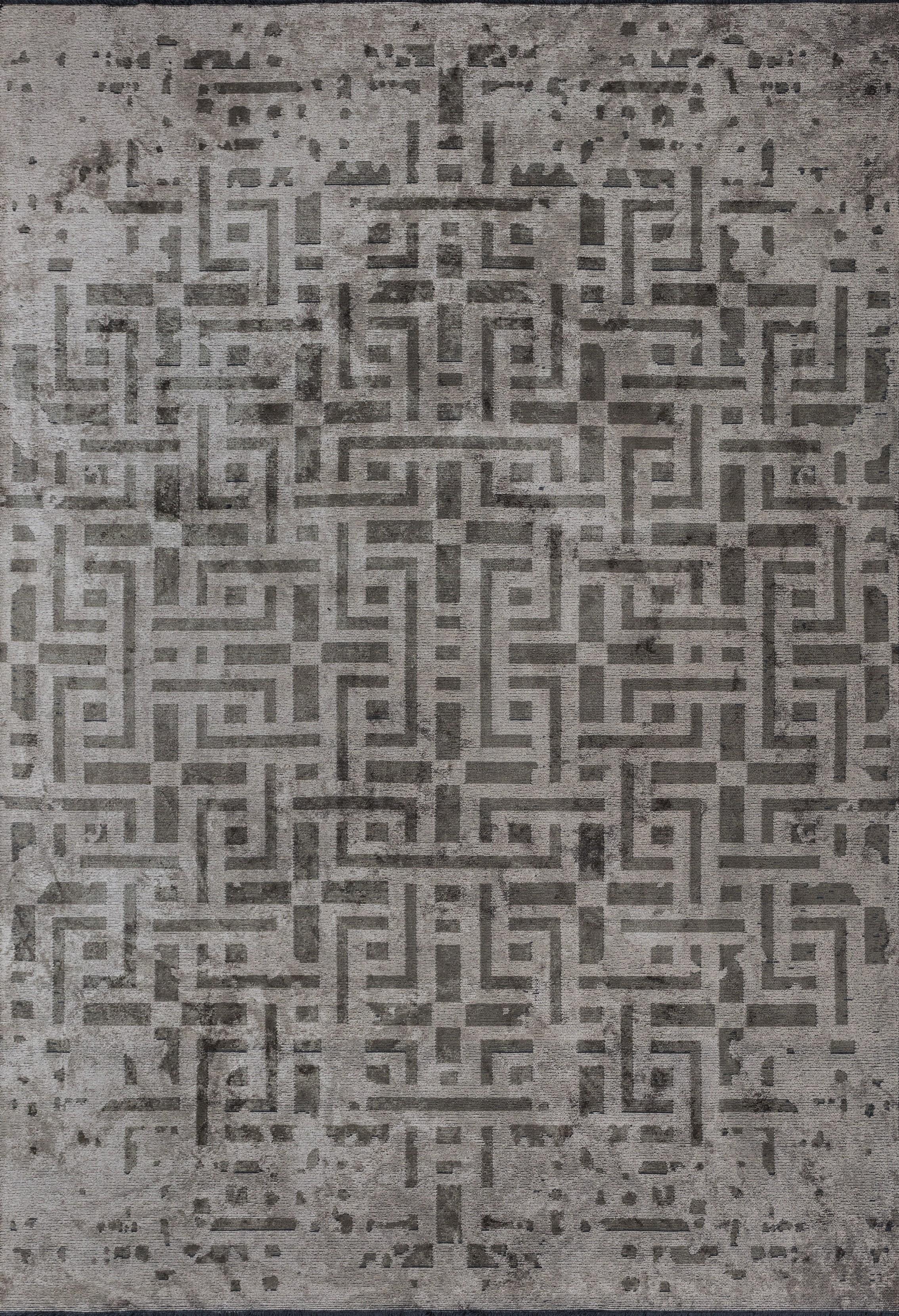 For Sale:  (Gray) Contemporary Geometric Luxury Area Rug