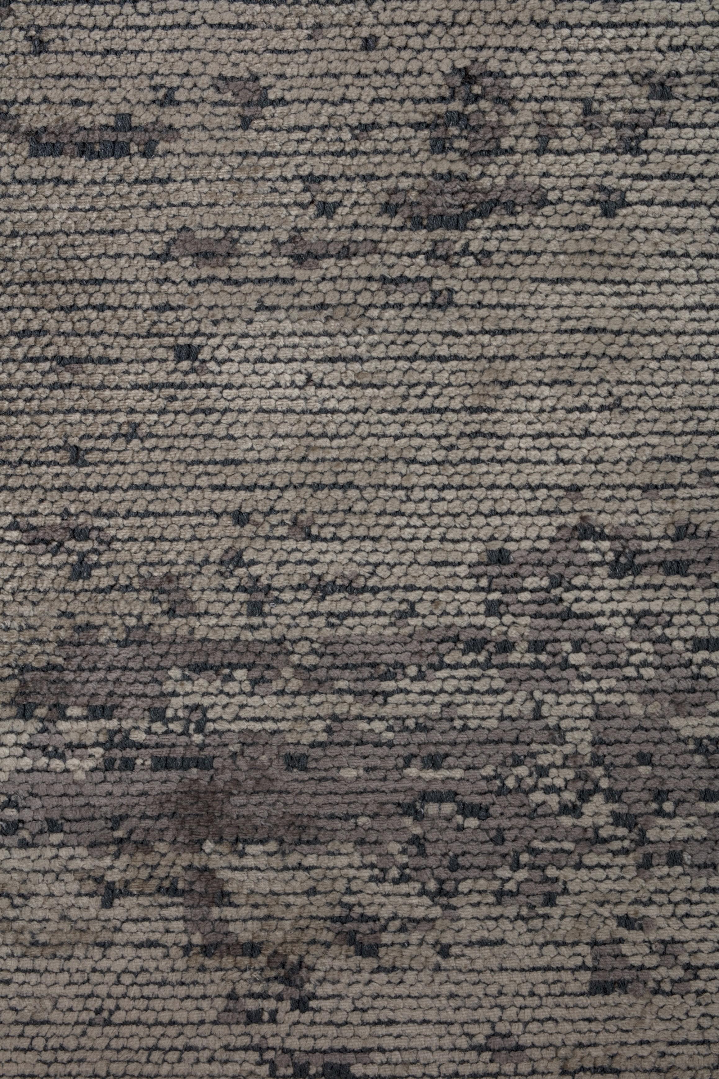 For Sale:  (Gray) Modern No Pattern Solid Color Luxury Area Rug 5