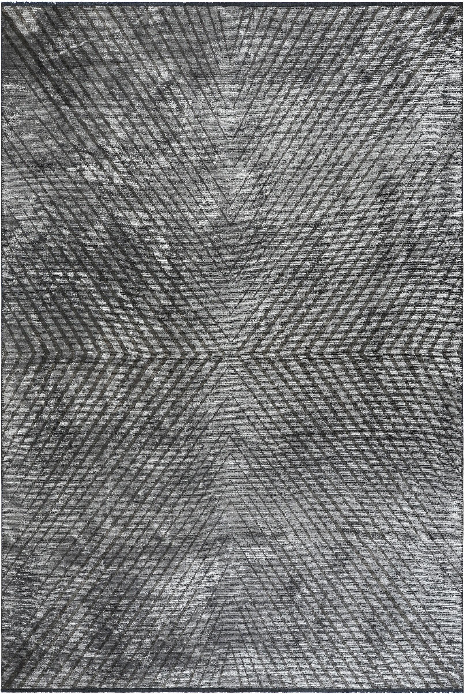 For Sale:  (Black) Modern Chevron Luxury Area Rug