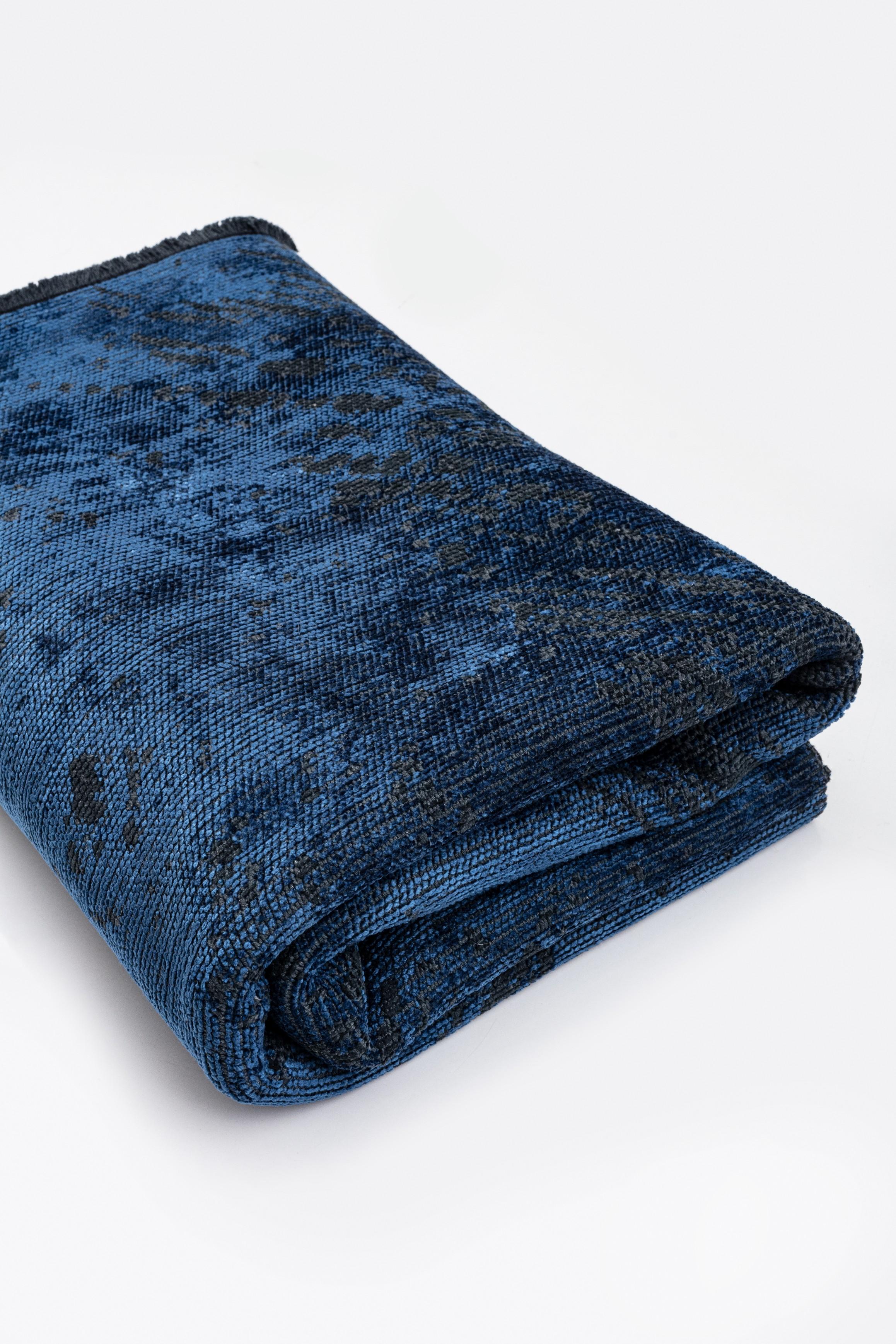 Im Angebot: Modern  Abstrakter luxuriöser Vorleger,  (Blau) 4