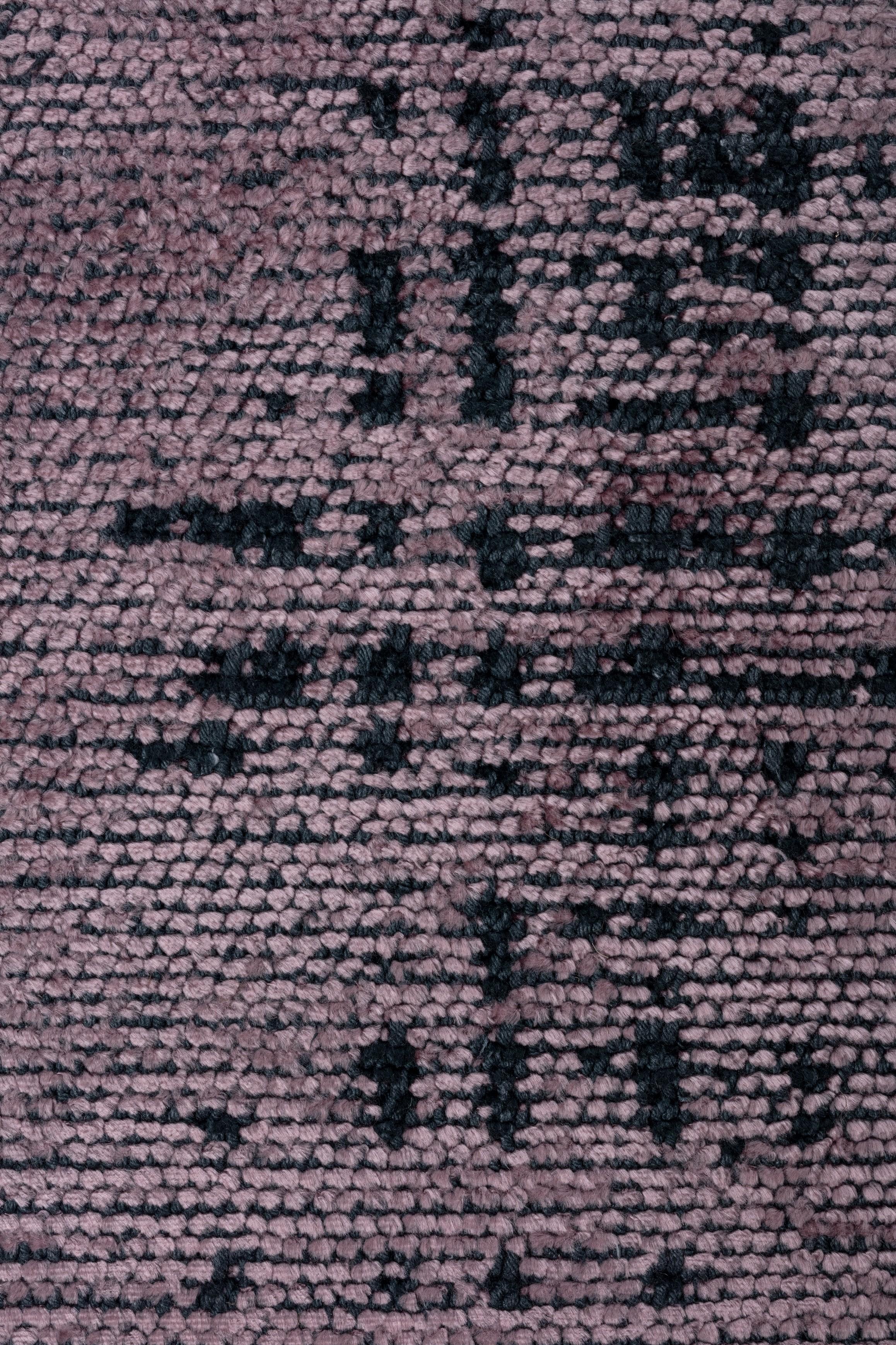 For Sale:  (Pink) Modern Camouflage Luxury Area Rug 5