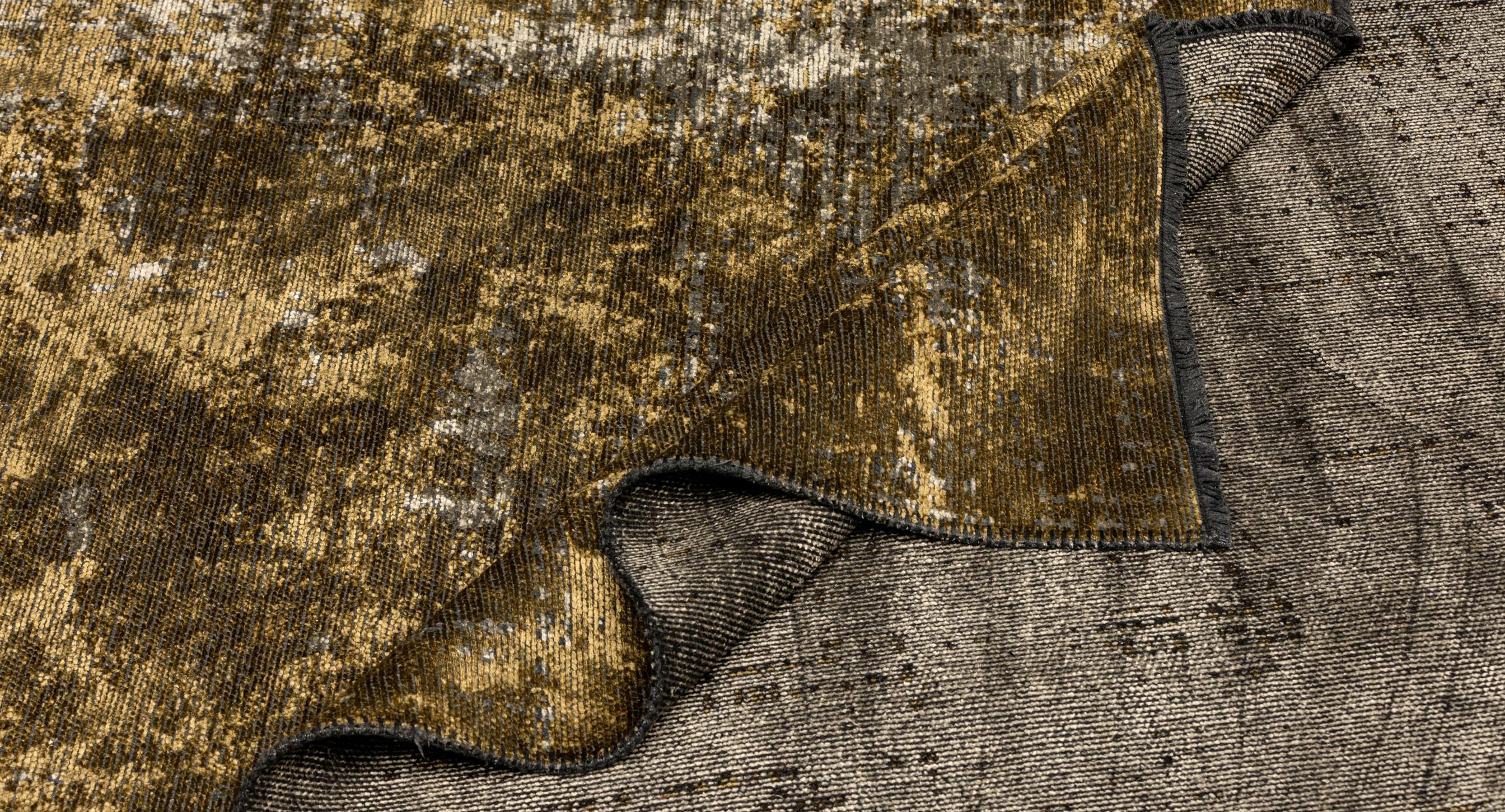 For Sale:  (Brown) Modern Camouflage Luxury Area Rug 2
