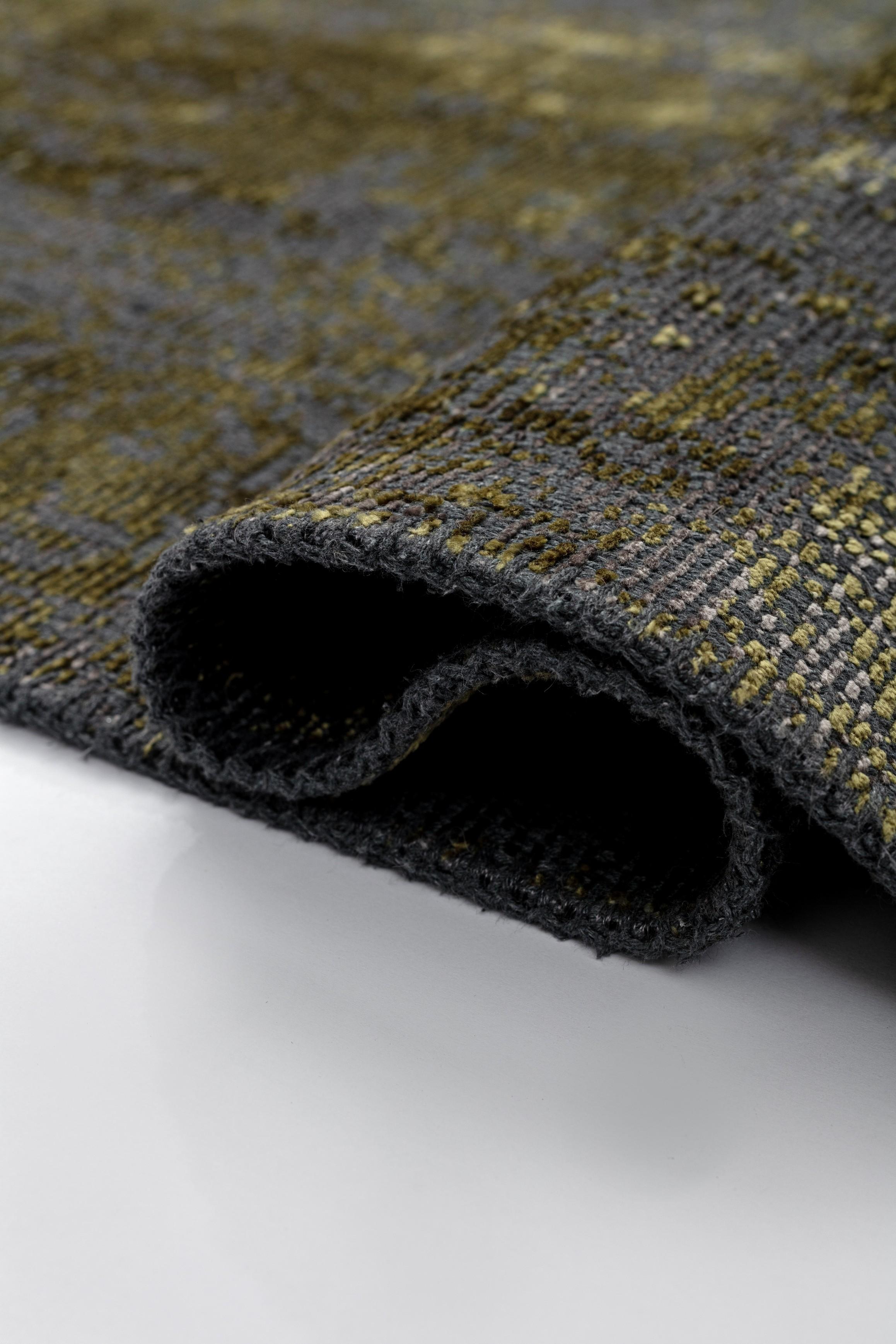 En vente :  (Gris) Tapis traditionnel oriental de luxe 2