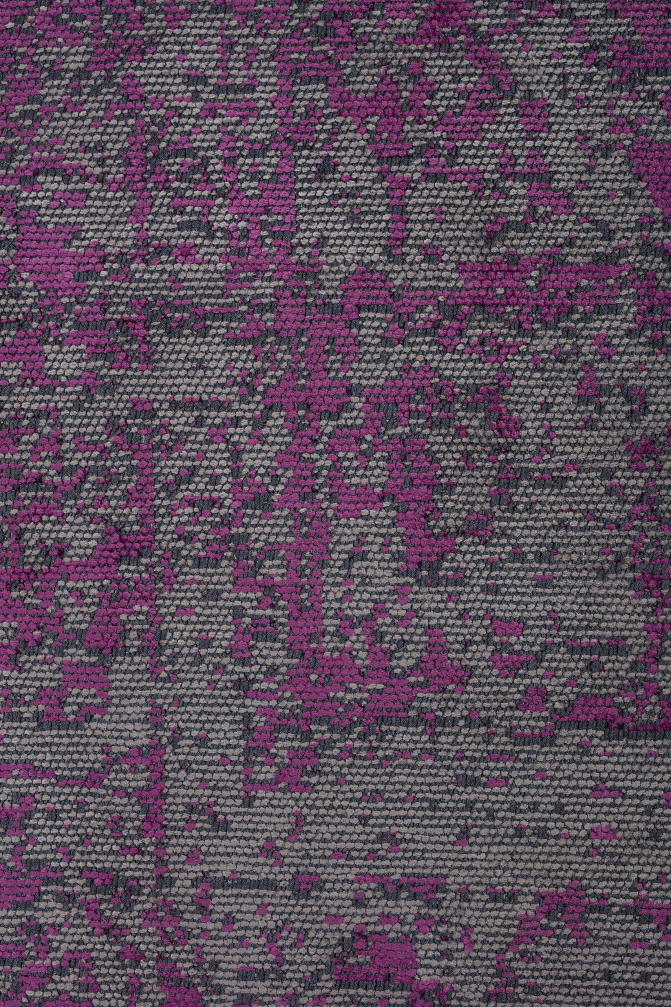 En vente :  (Violet) Tapis traditionnel oriental de luxe 5
